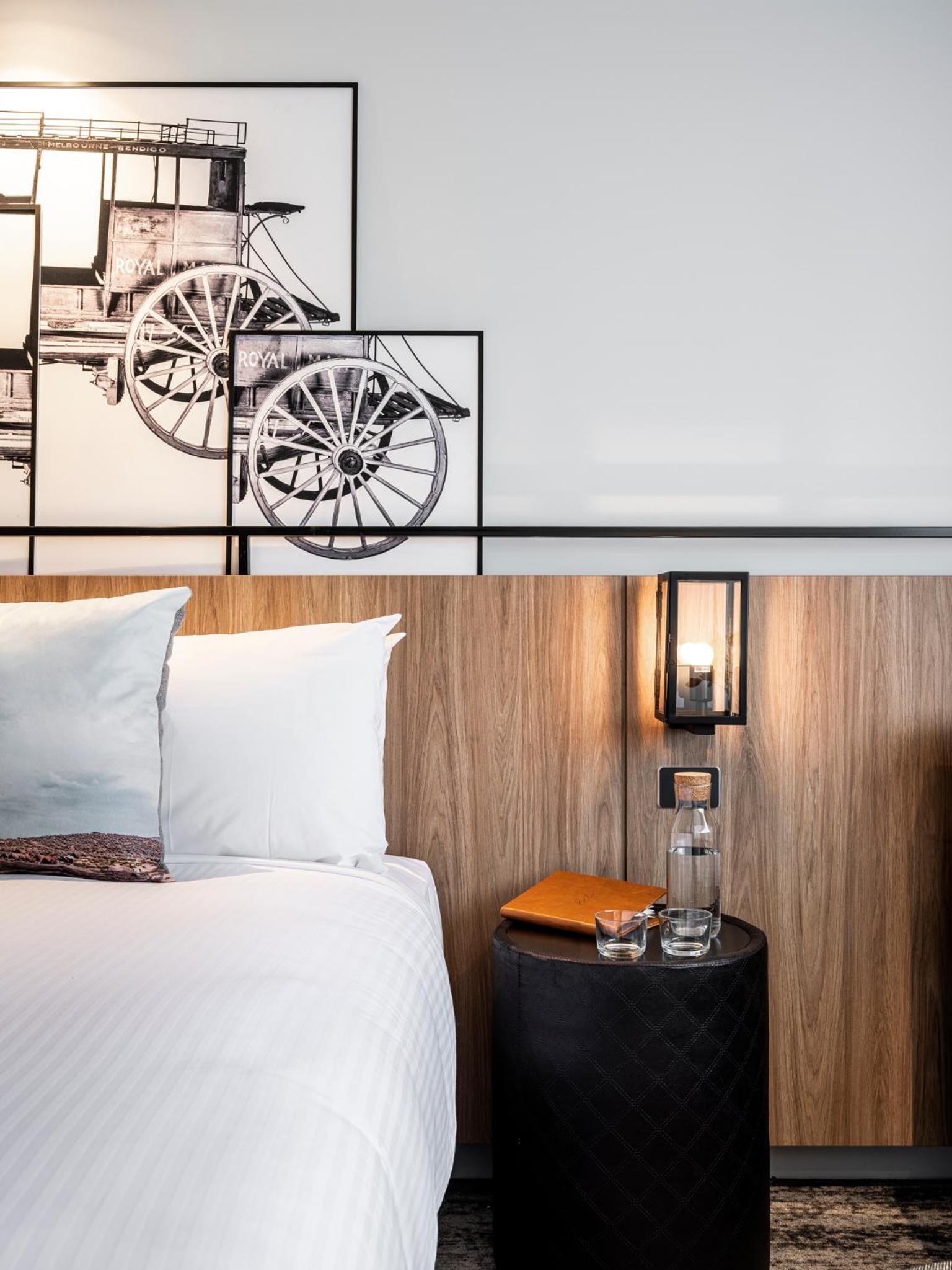 Superior King Room - Photo 8