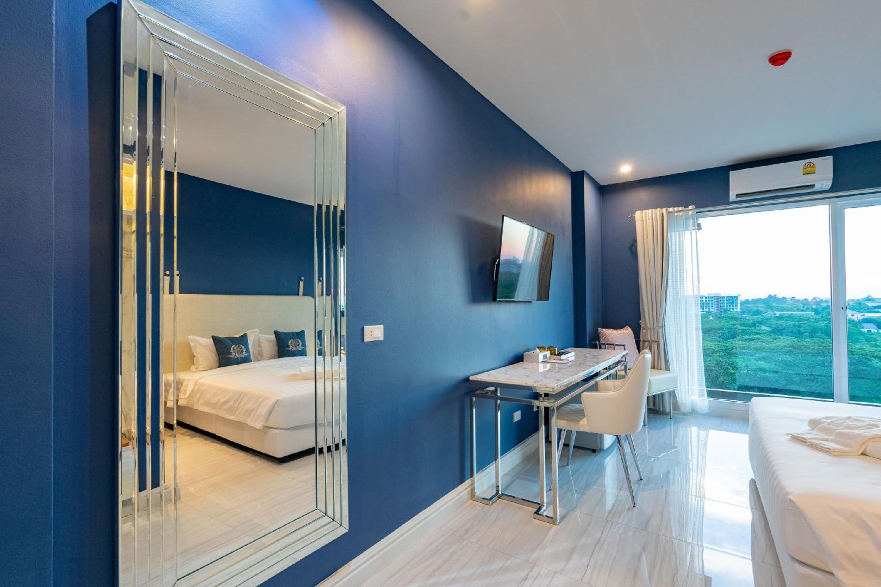 Standard Double Room - Photo 30