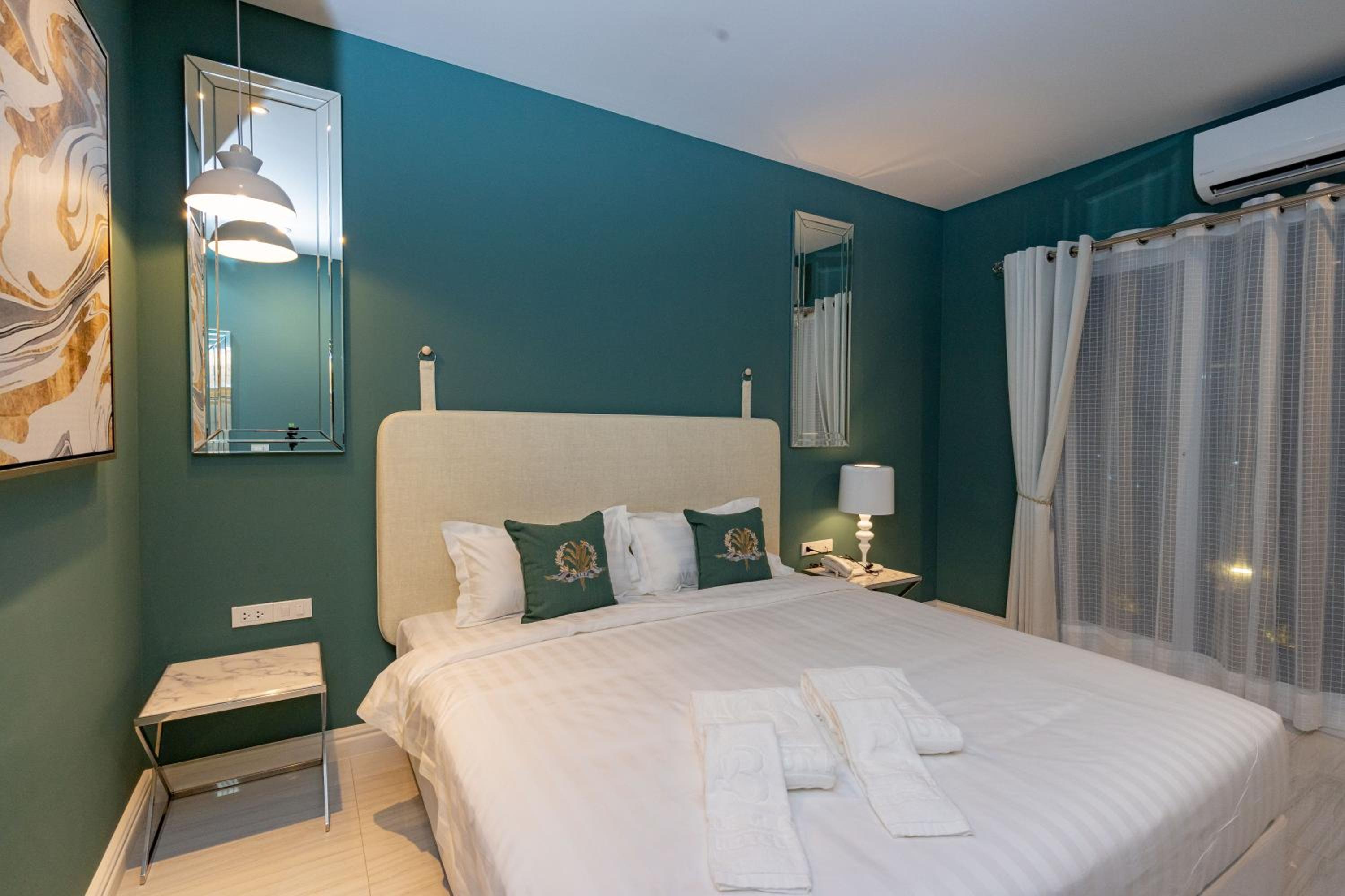 Standard Double Room - Photo 33