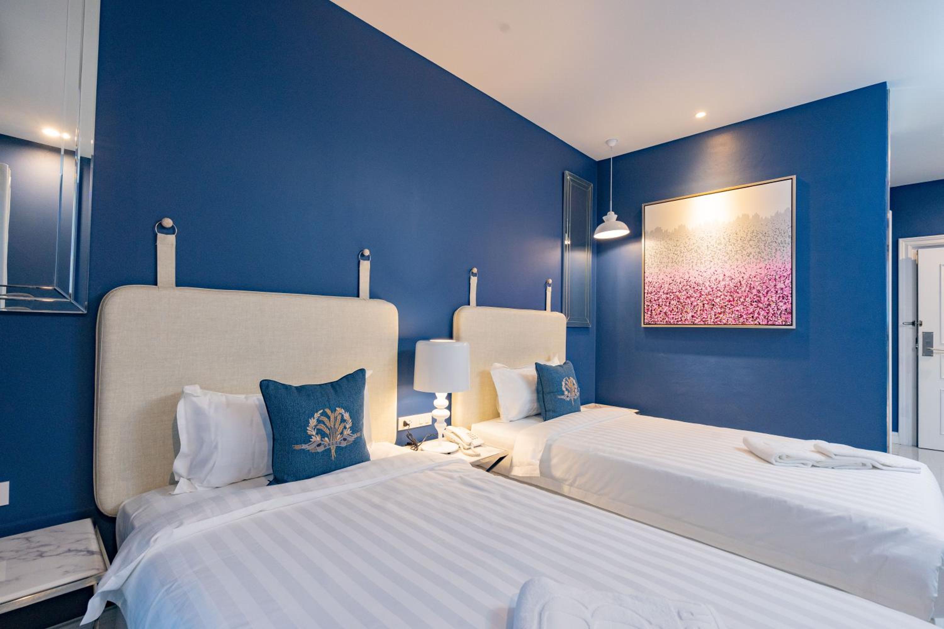 Standard Twin Room - Photo 12