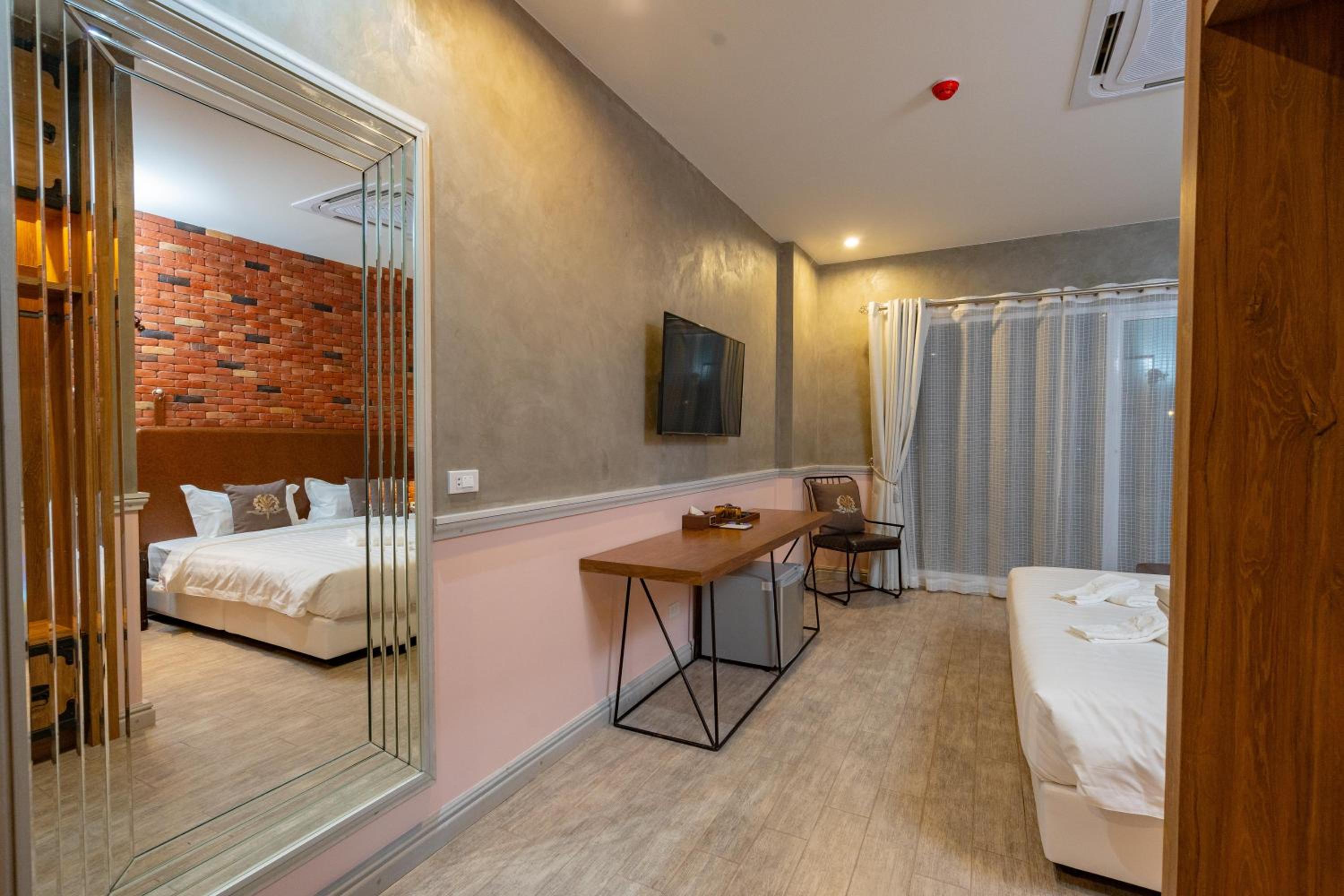 Standard Double Room - Photo 51