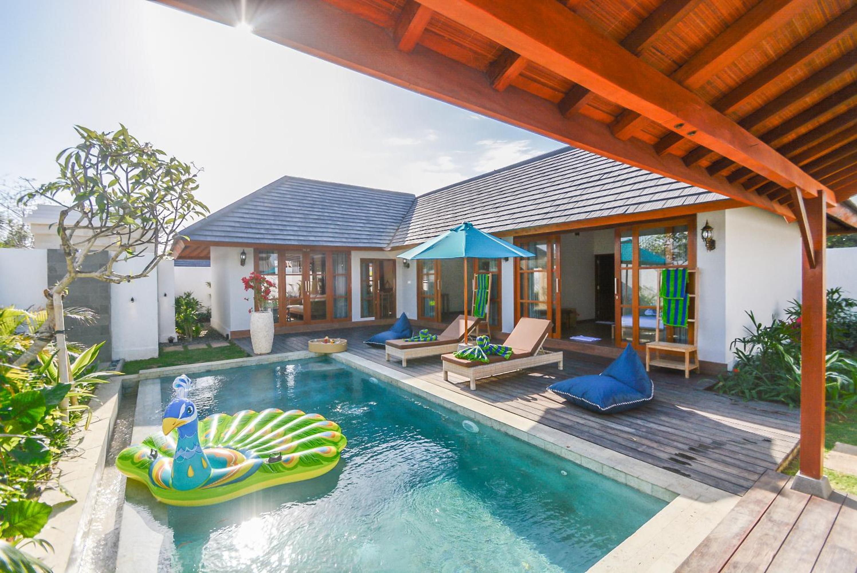 Three-Bedroom Villa - Photo 7