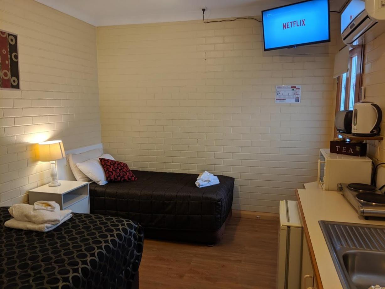 Deluxe Family Room photo 1