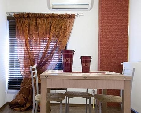 One-Bedroom Apartment (5 Adults) - Photo 2