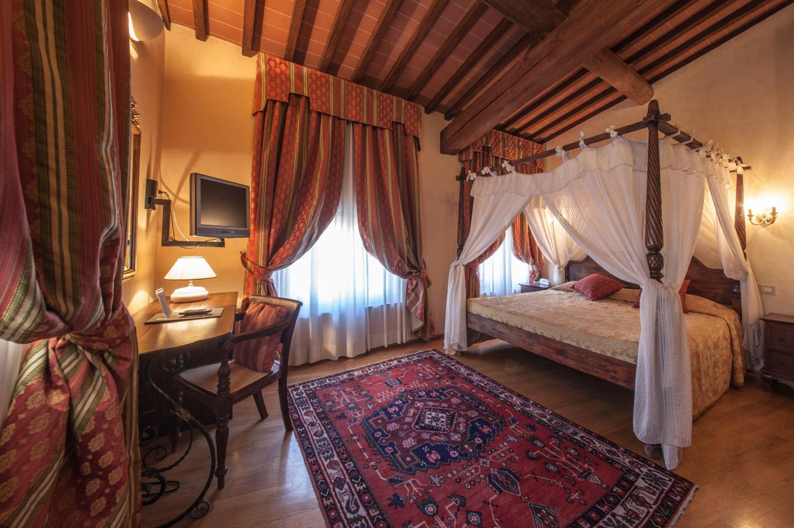 Deluxe Double Room With Spa Access photo 1
