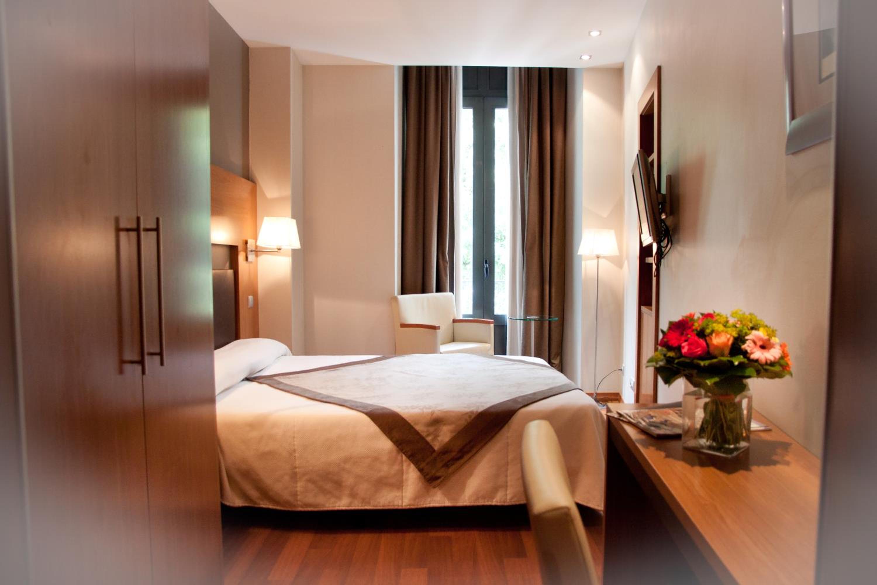 Superior Double or Twin Room photo 2