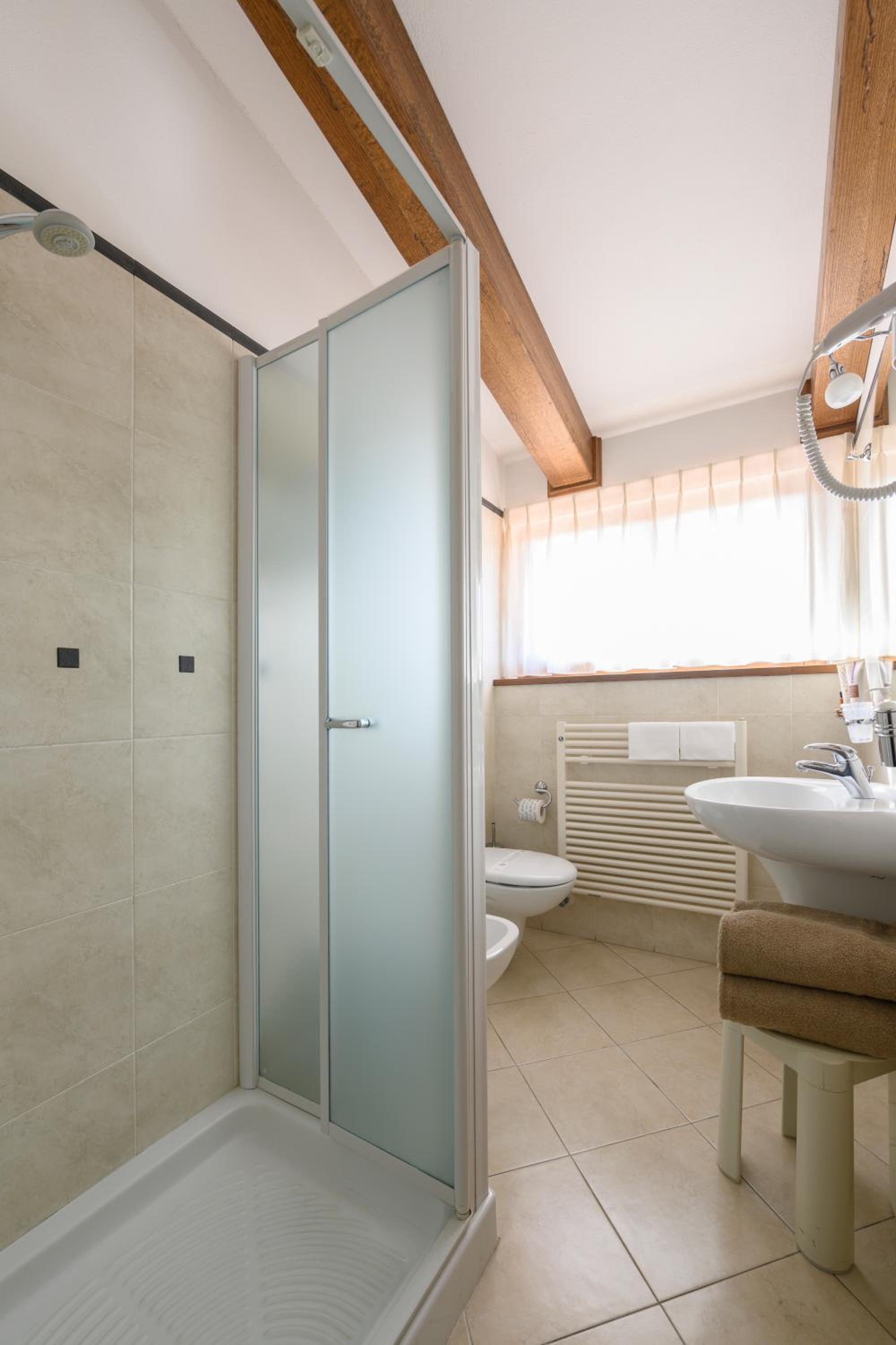 Double or Twin Room photo 2