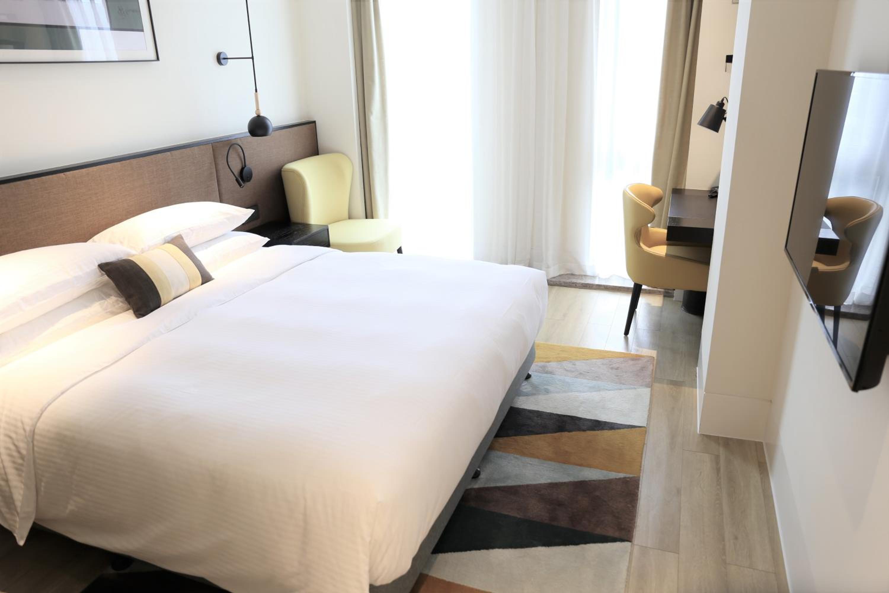 Three-Bedroom Executive