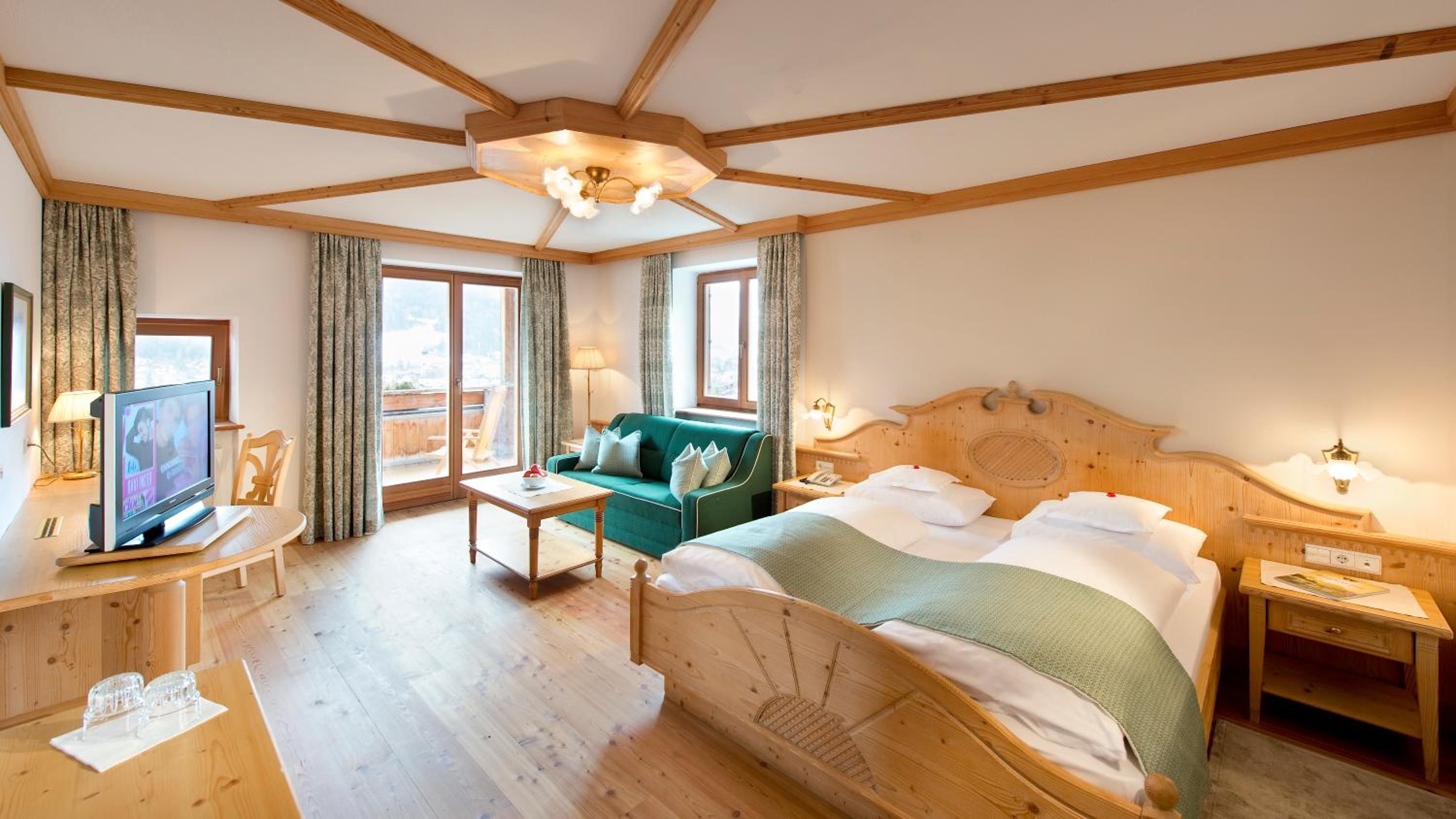Deluxe Double Room - Photo 2