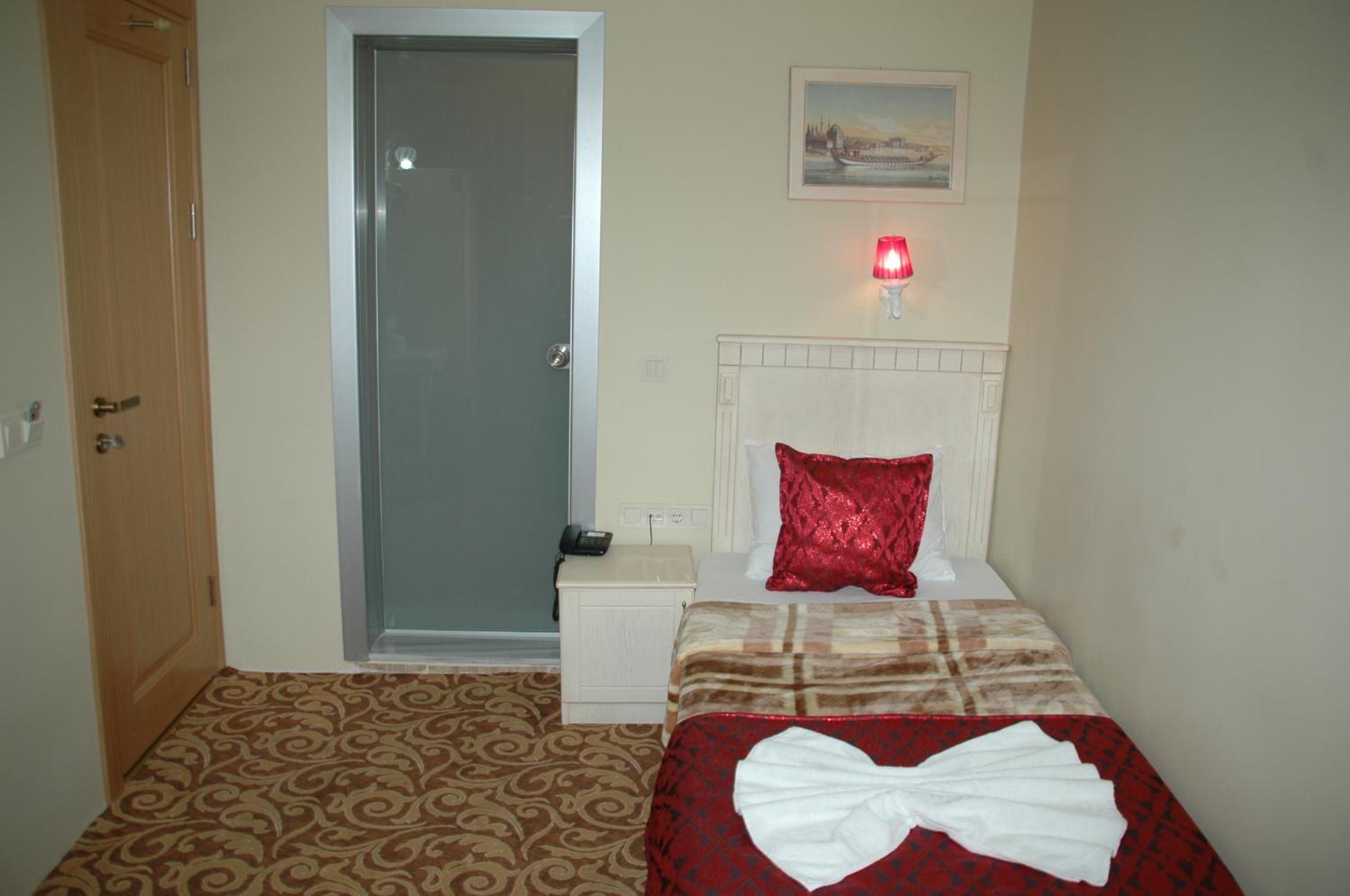 Single Room photo 1