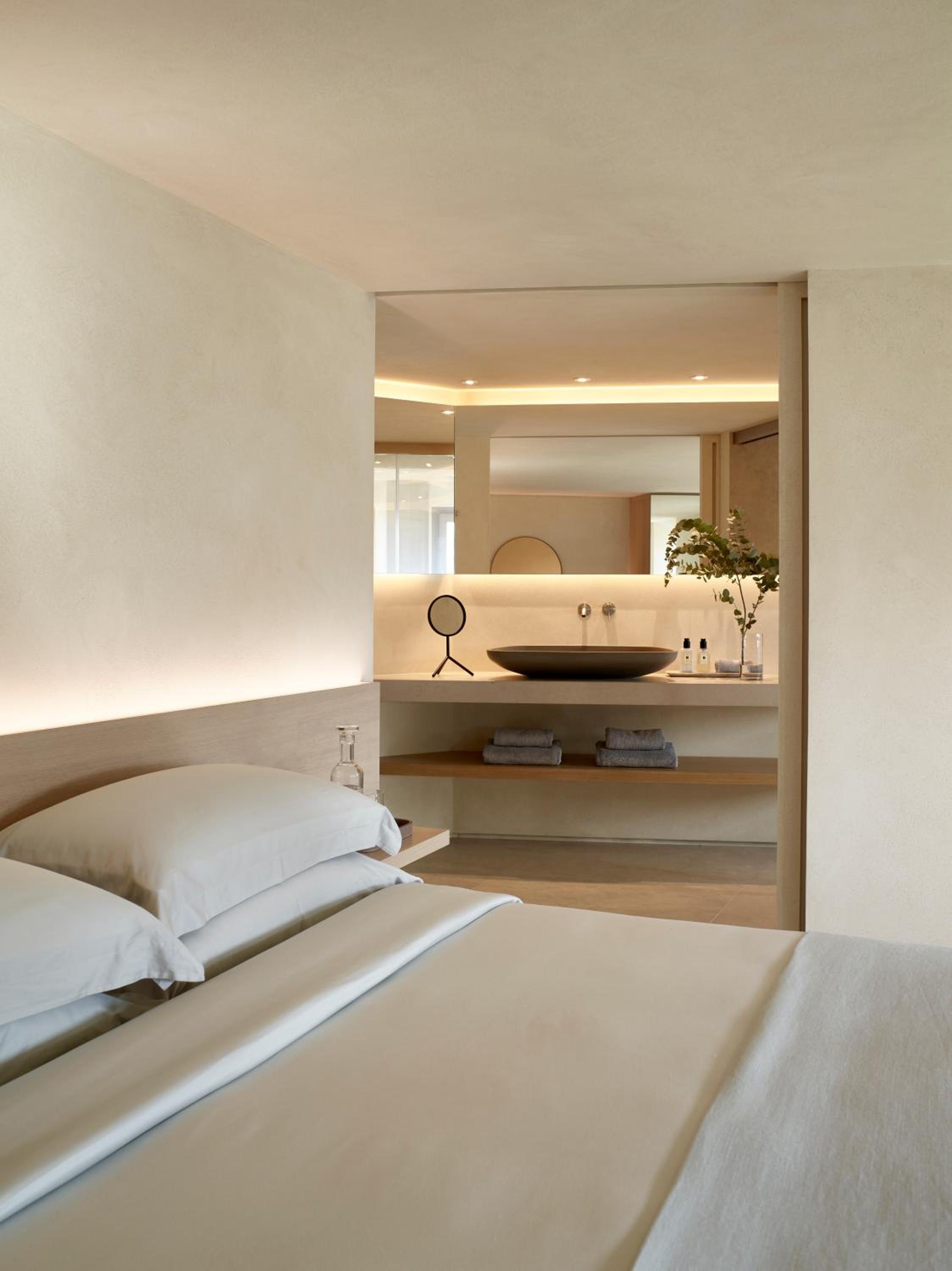  Aeolus Suite - Photo 1