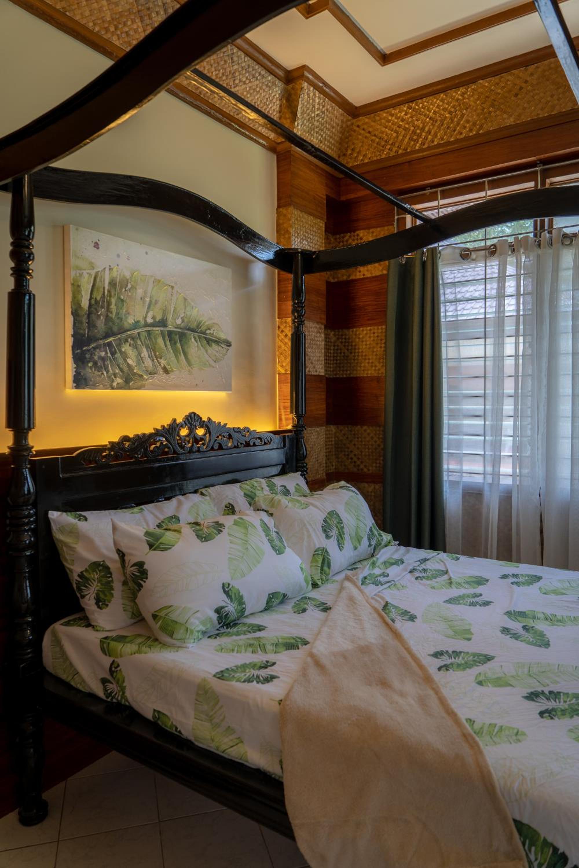 Two-Bedroom Villa - Photo 9