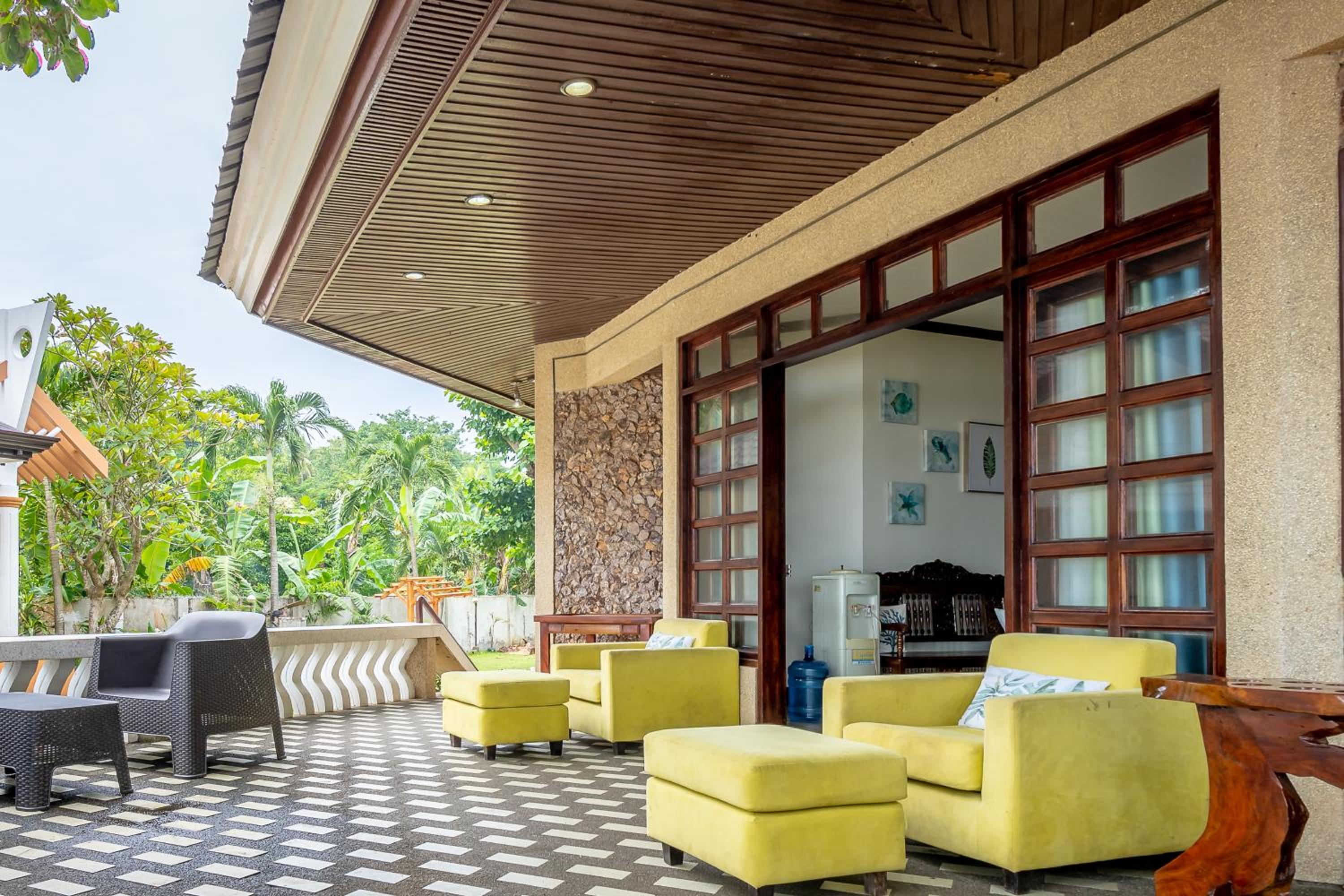 Two-Bedroom Villa - Photo 8