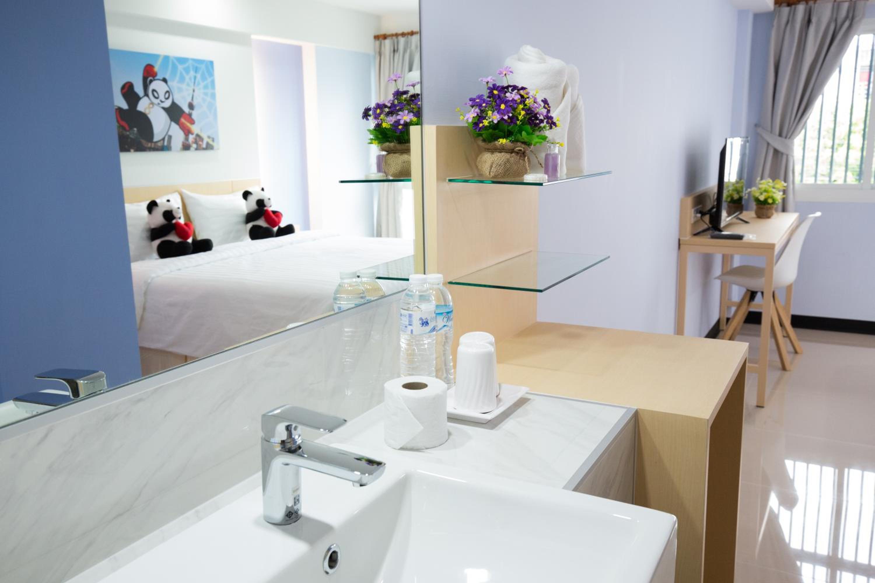 Standard Double Room - Photo 4