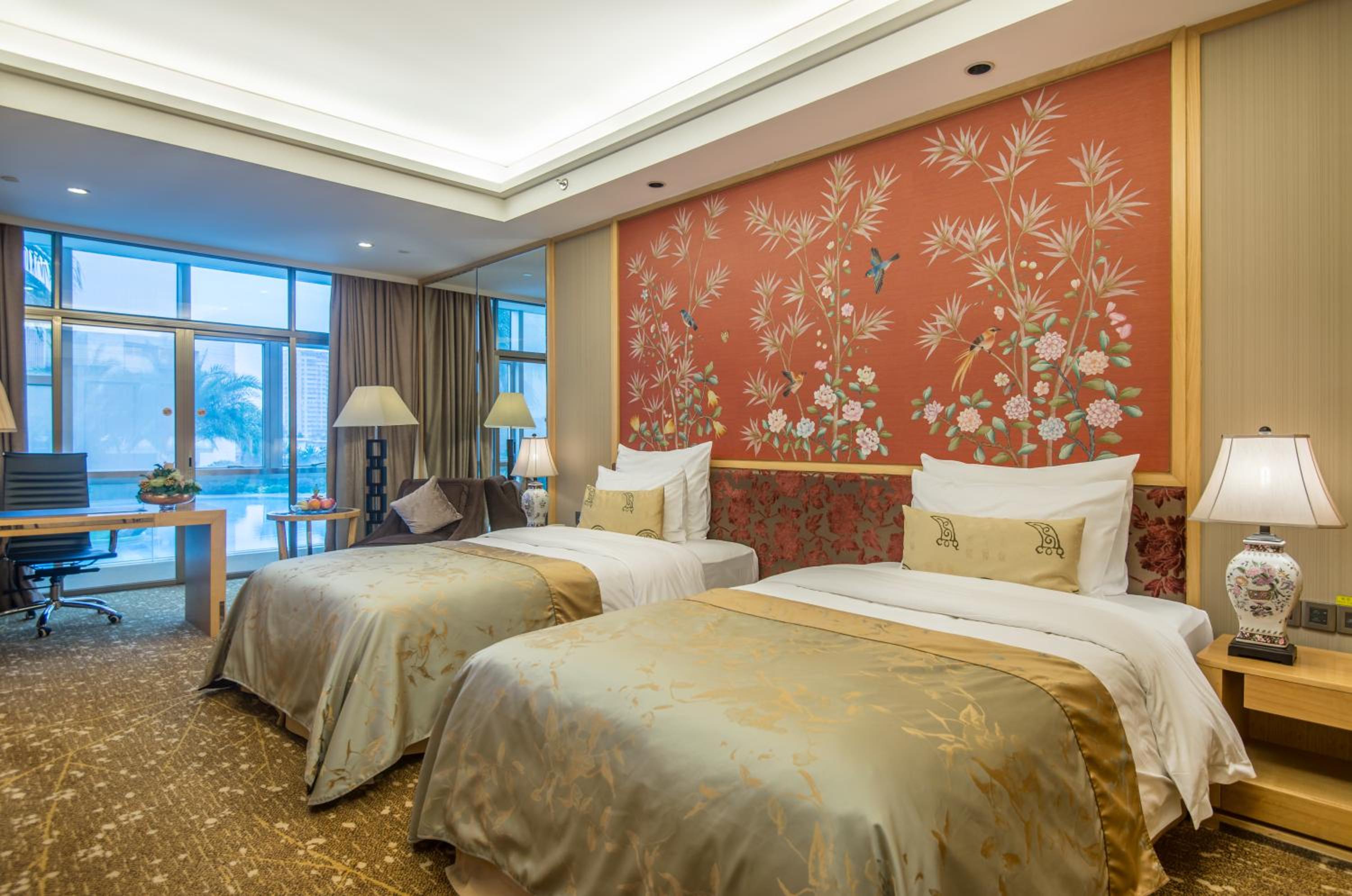 Main Building Deluxe Twin Beds Room