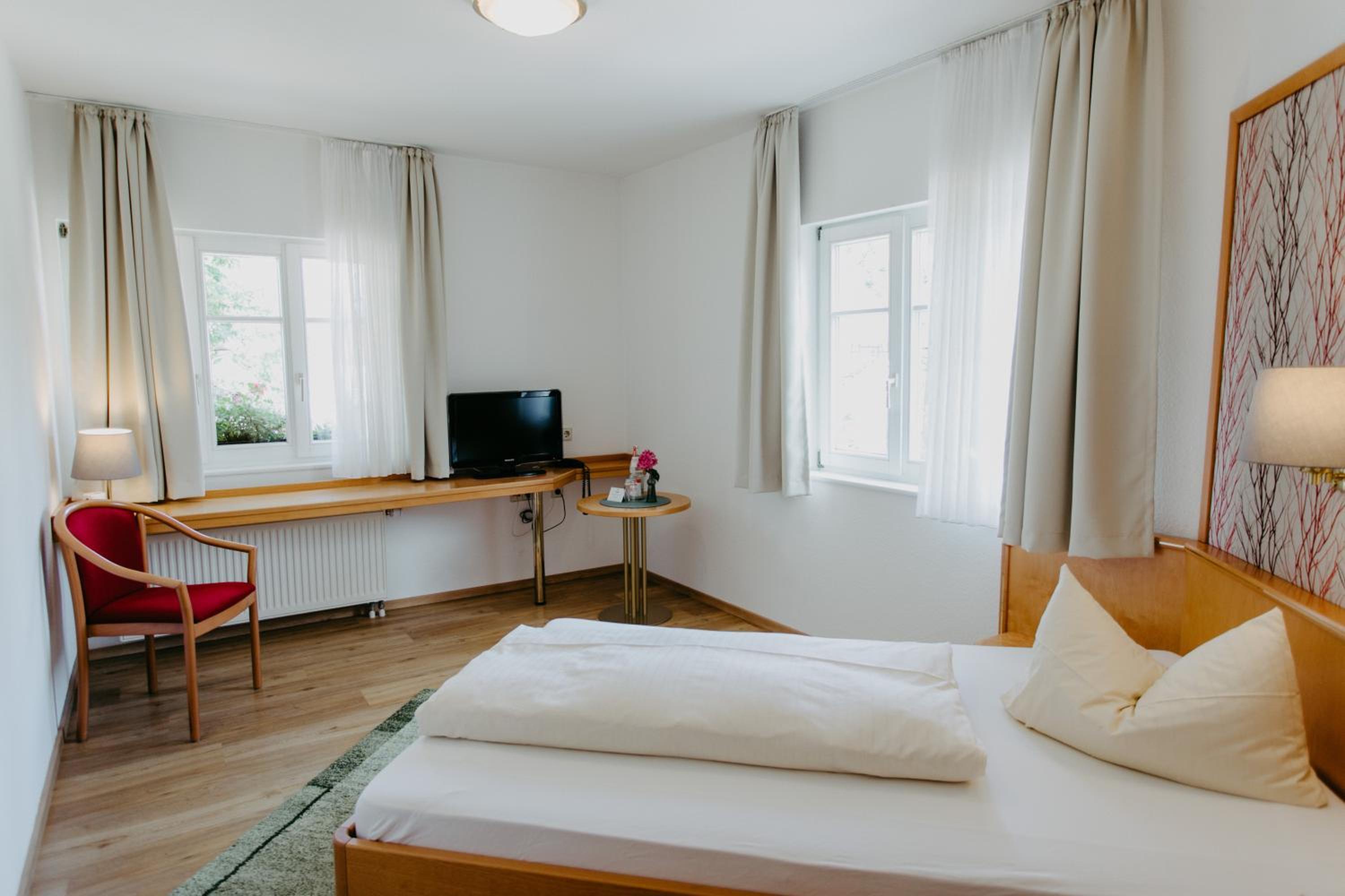 Single Room photo 2
