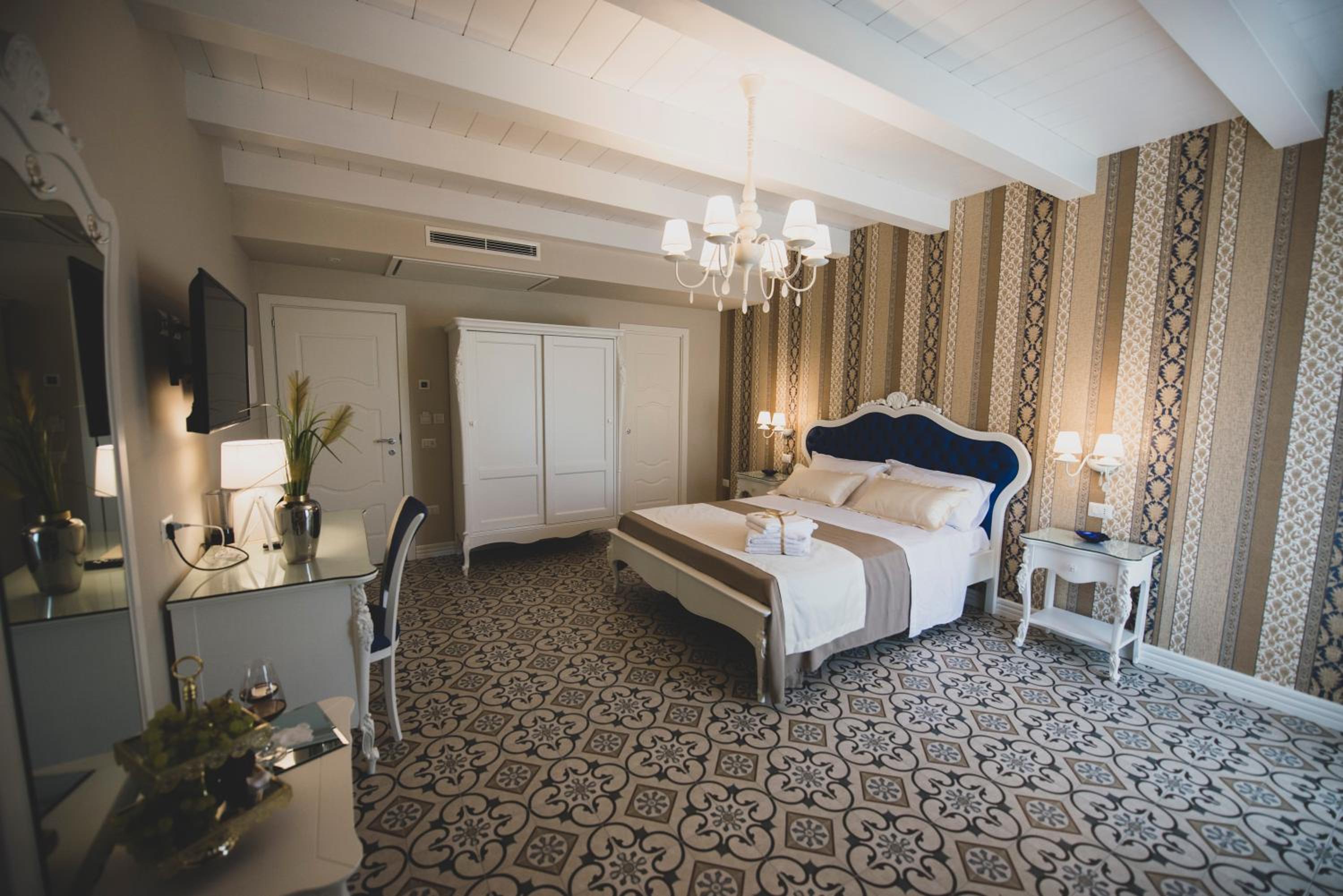 Deluxe Triple Room photo 1