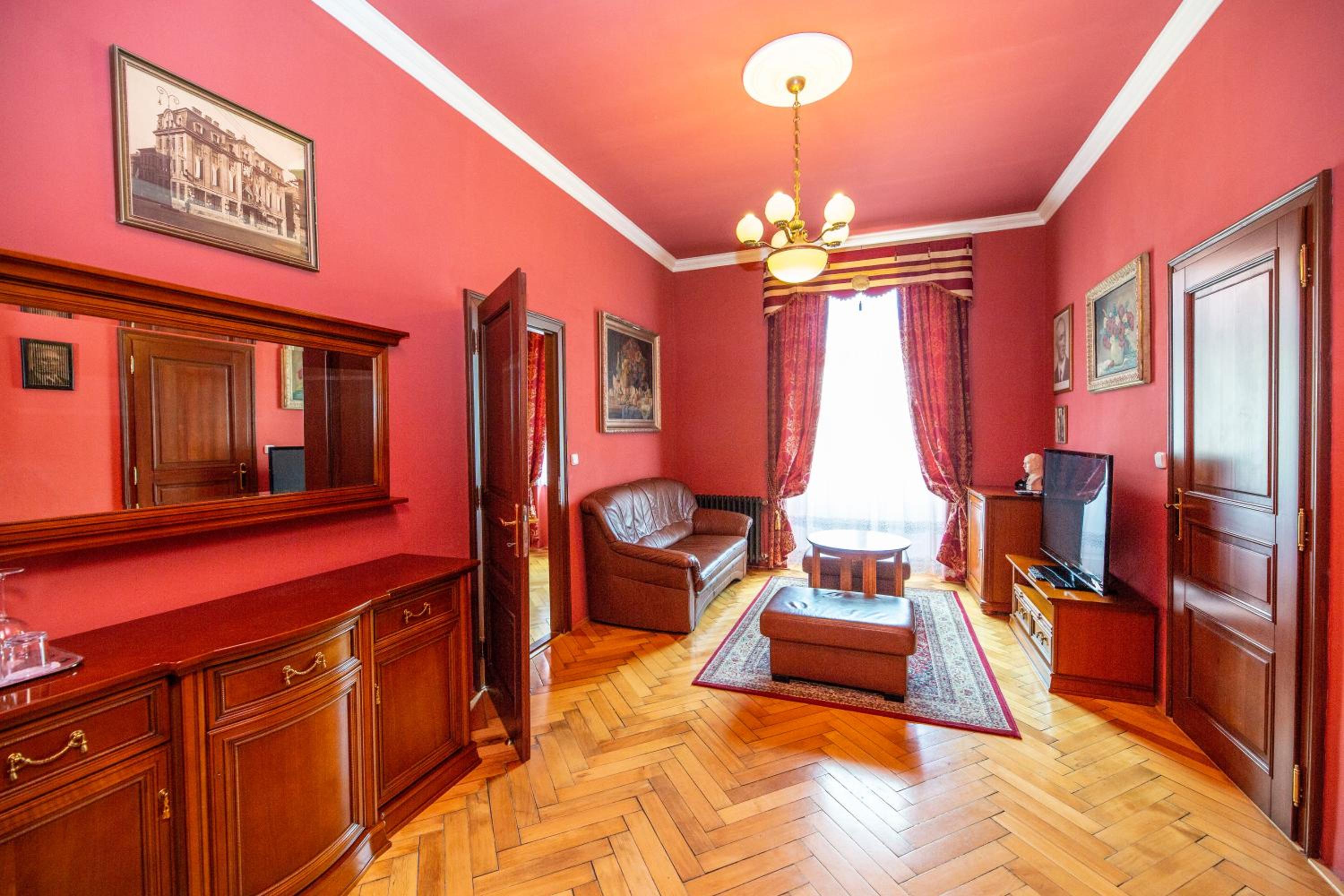 Two-Bedroom Suite photo 3