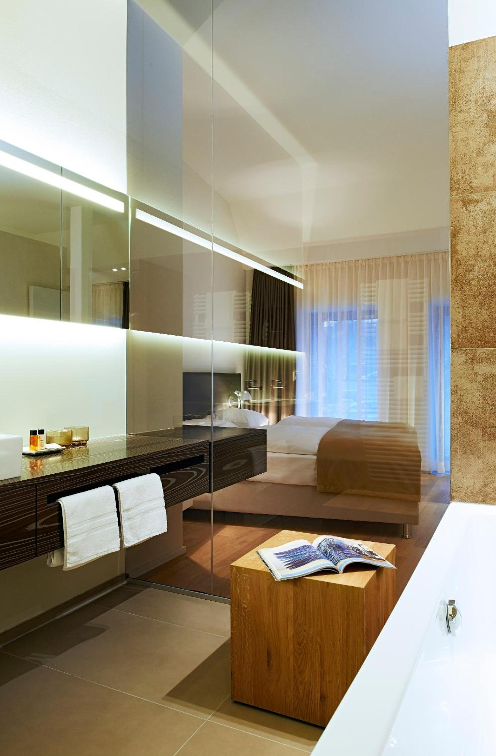 Junior Suite - Photo 8