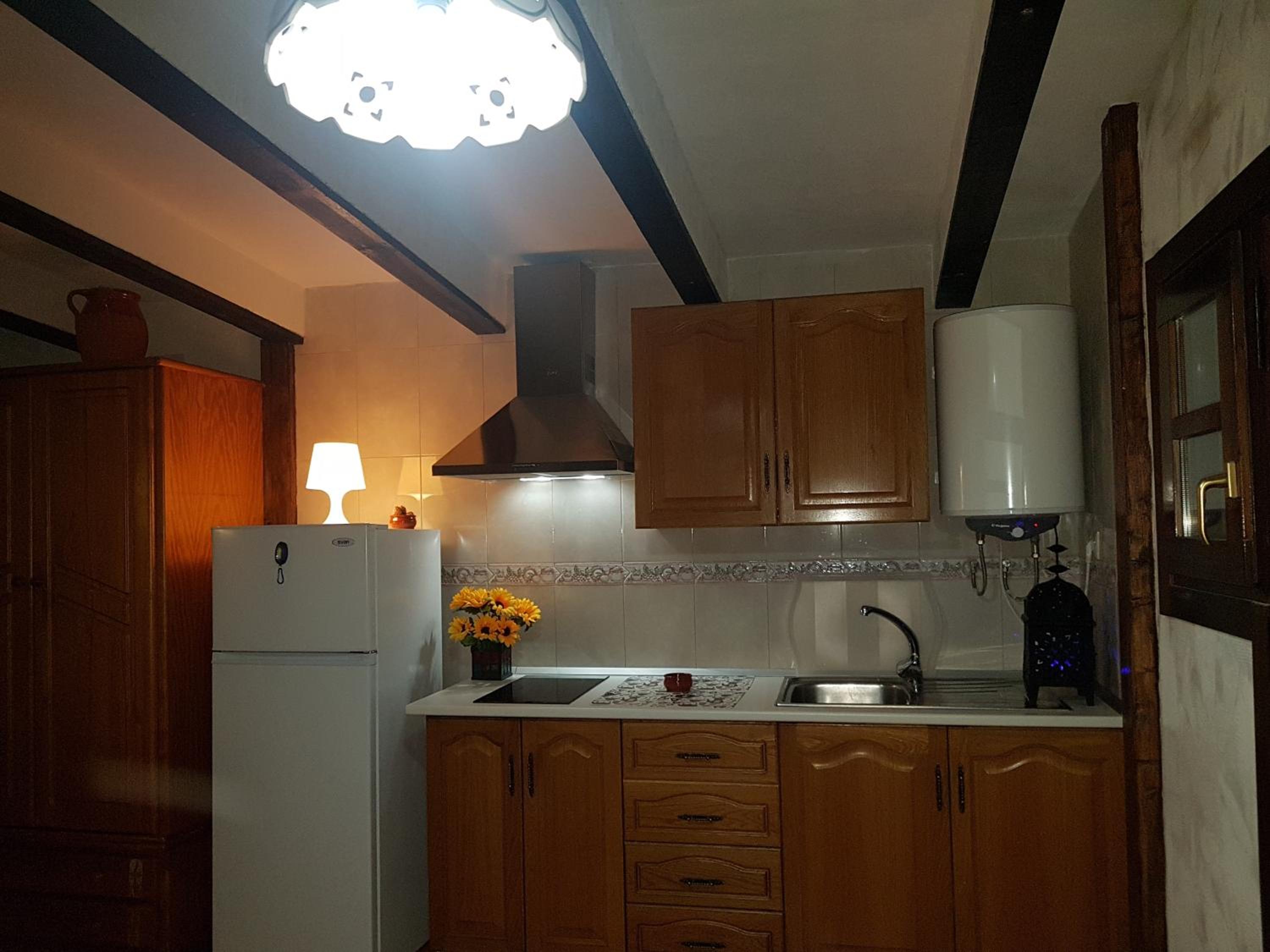 One-Bedroom House - Photo 20