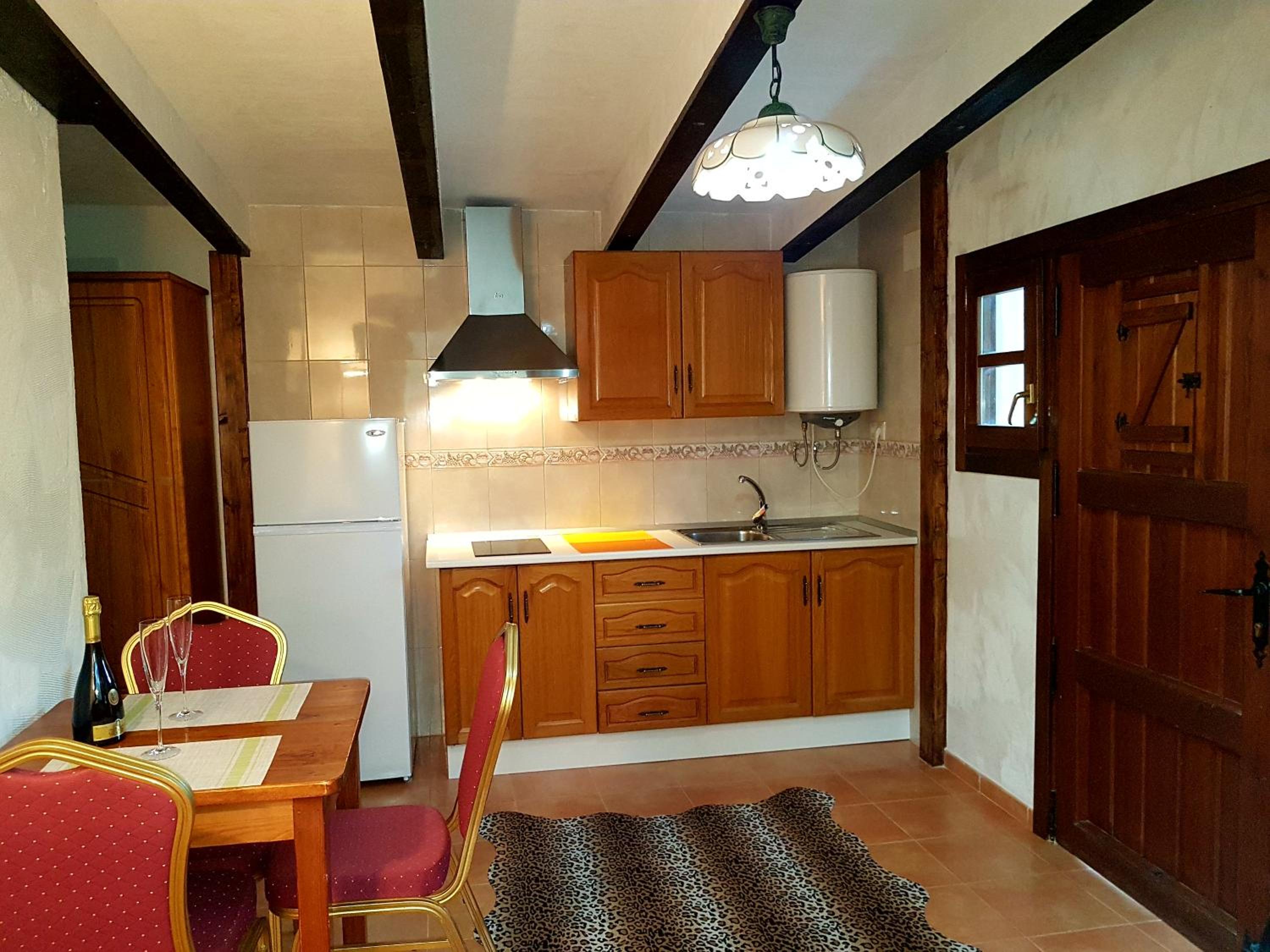 One-Bedroom House - Photo 28
