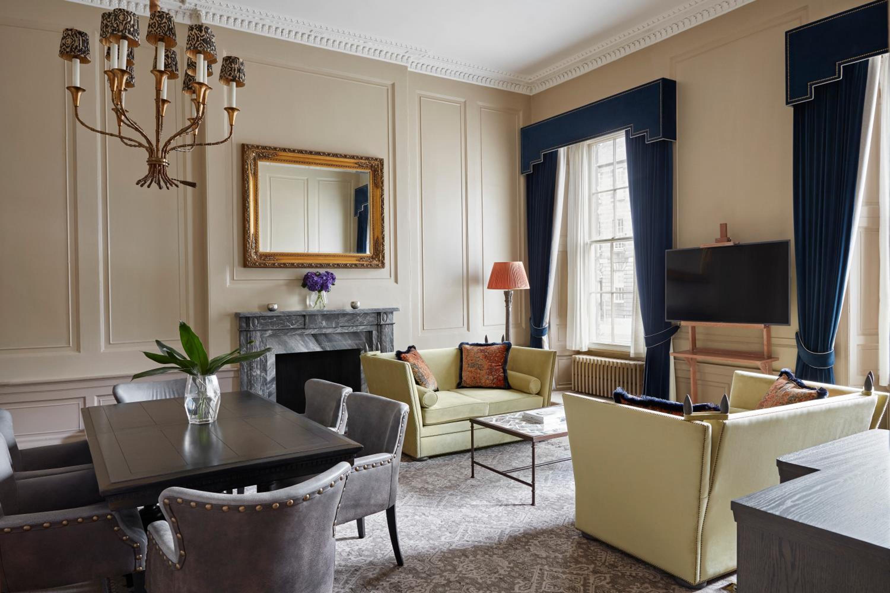 Townhouse Suite