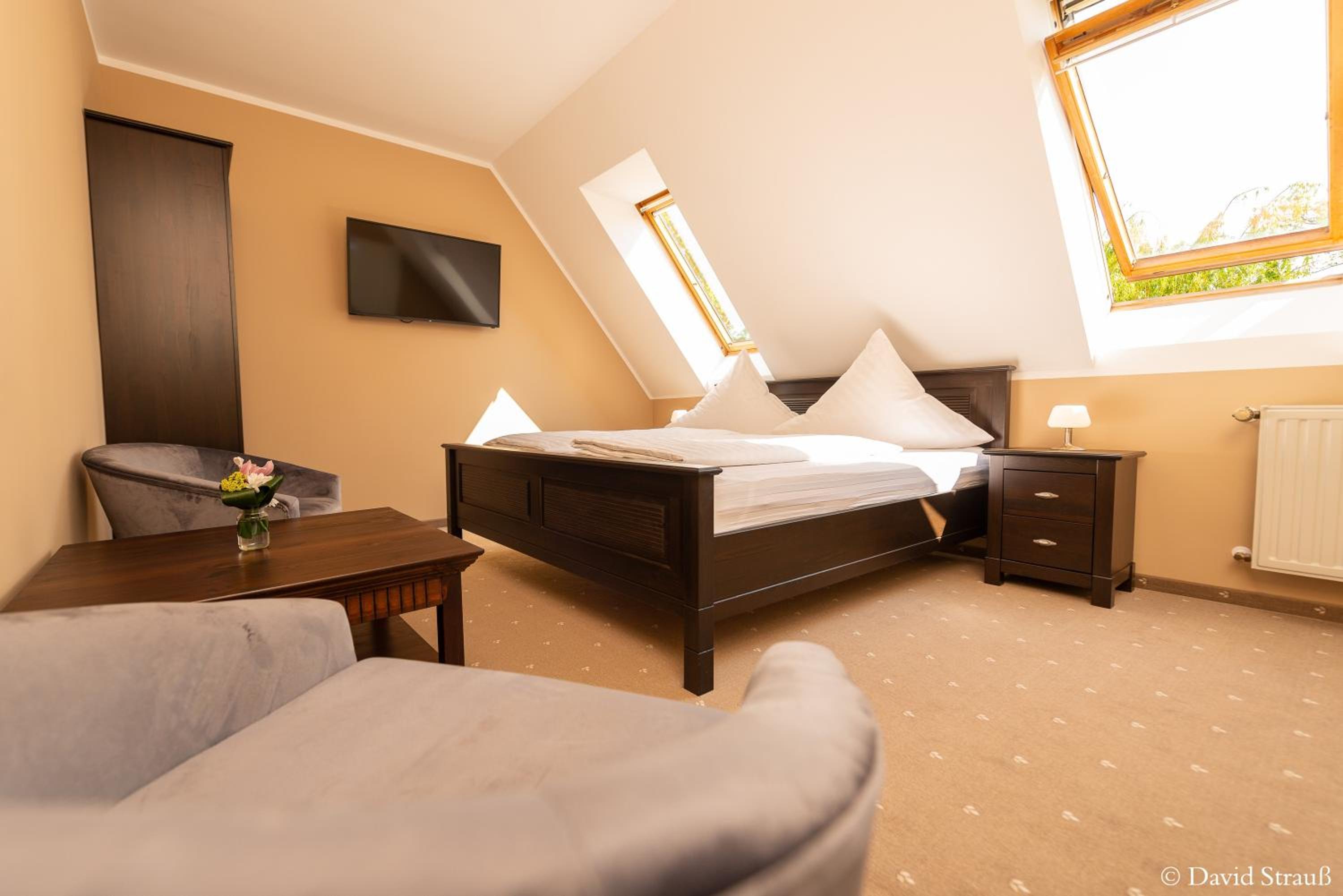 Double Room With Private Bathroom photo 1