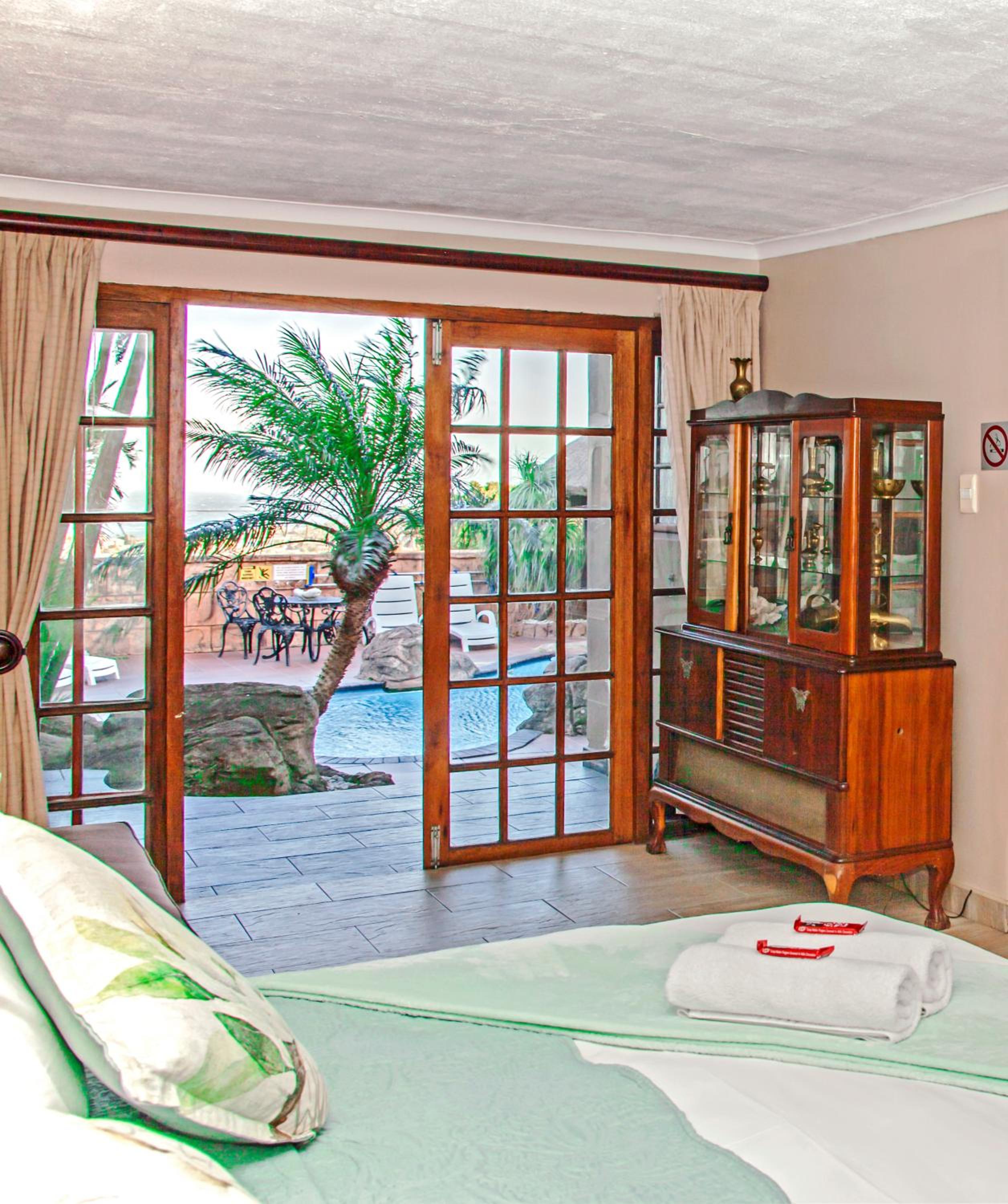 Family Room - Photo 1