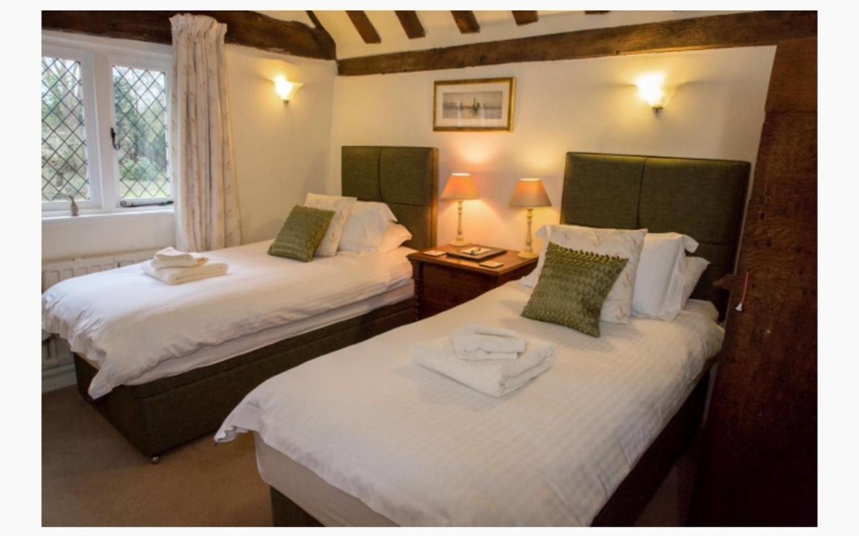Twin Room With Garden View photo 2