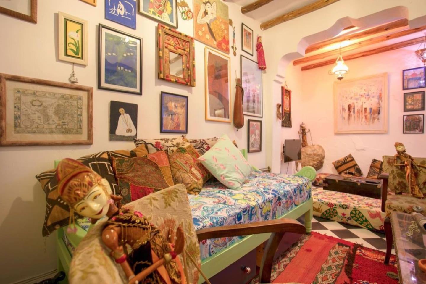 Double Room with Private Bathroom - Photo 9