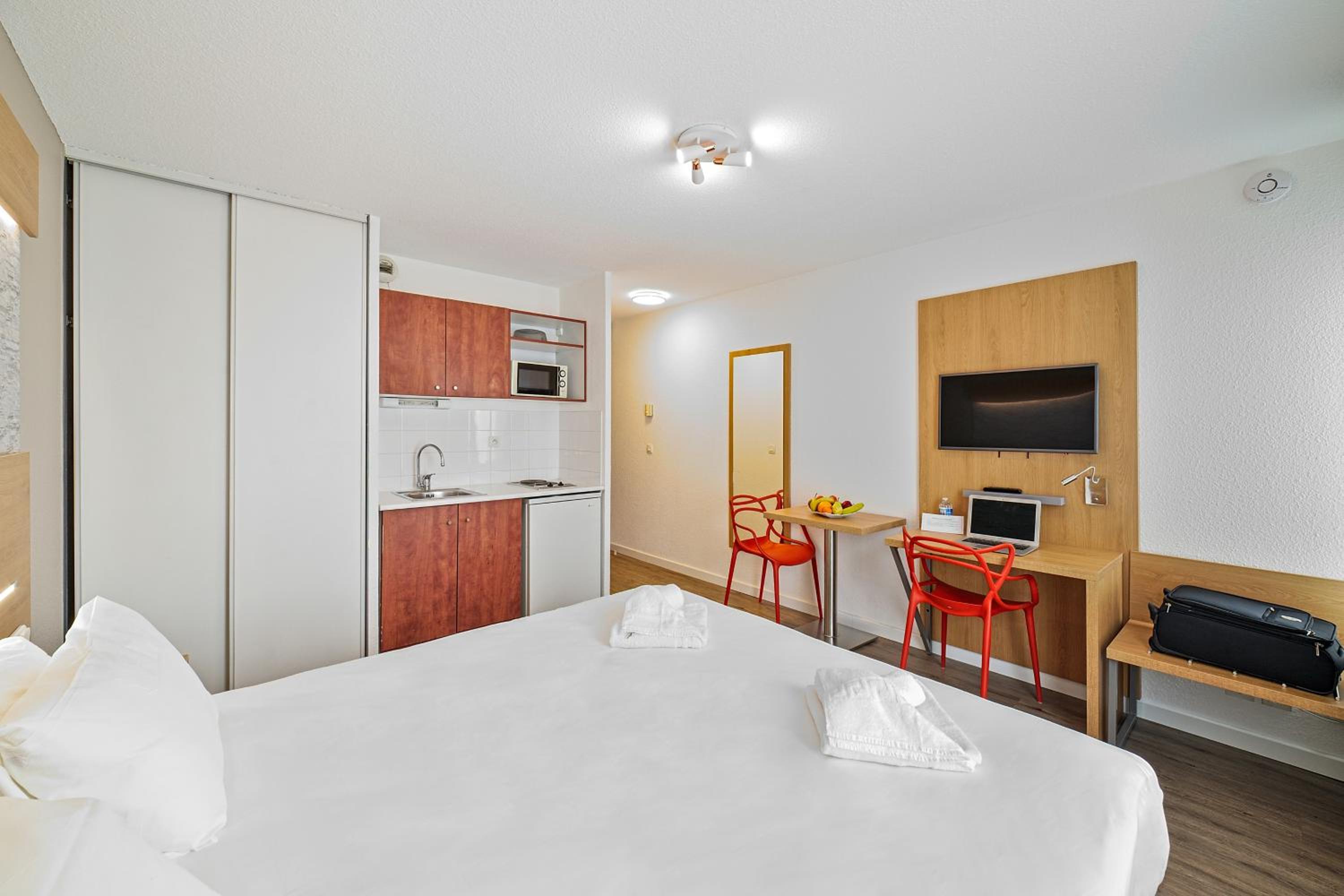 Studio - 1 to 2 People - Photo 6
