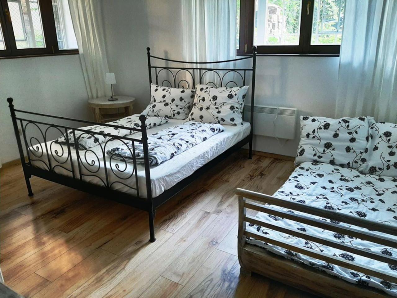 Two-Bedroom Apartment - Photo 10