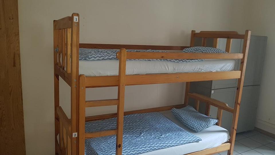 Bed in 6-Bed Mixed Dormitory Room photo 1