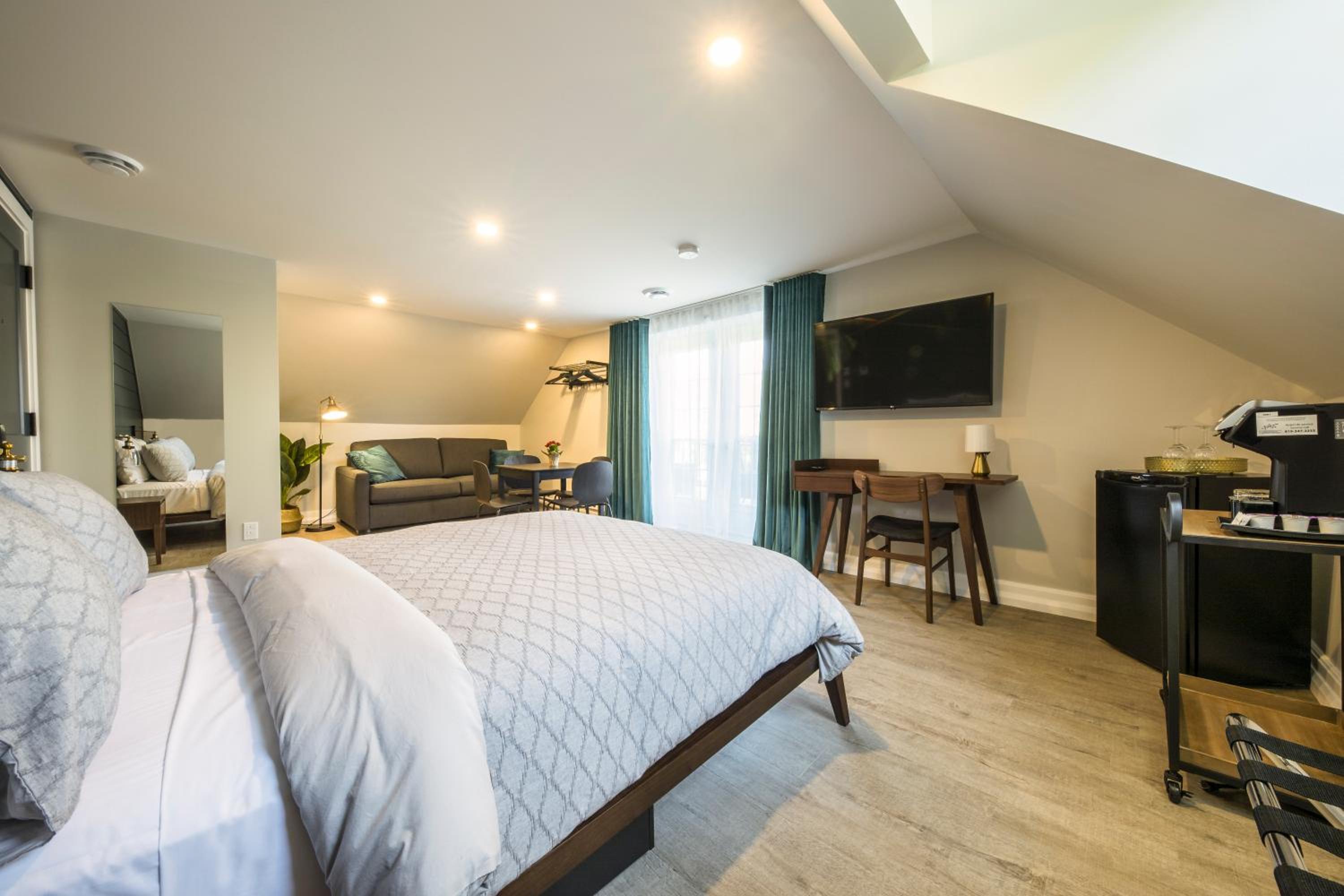 Quadruple Room with Terrace - Photo 1