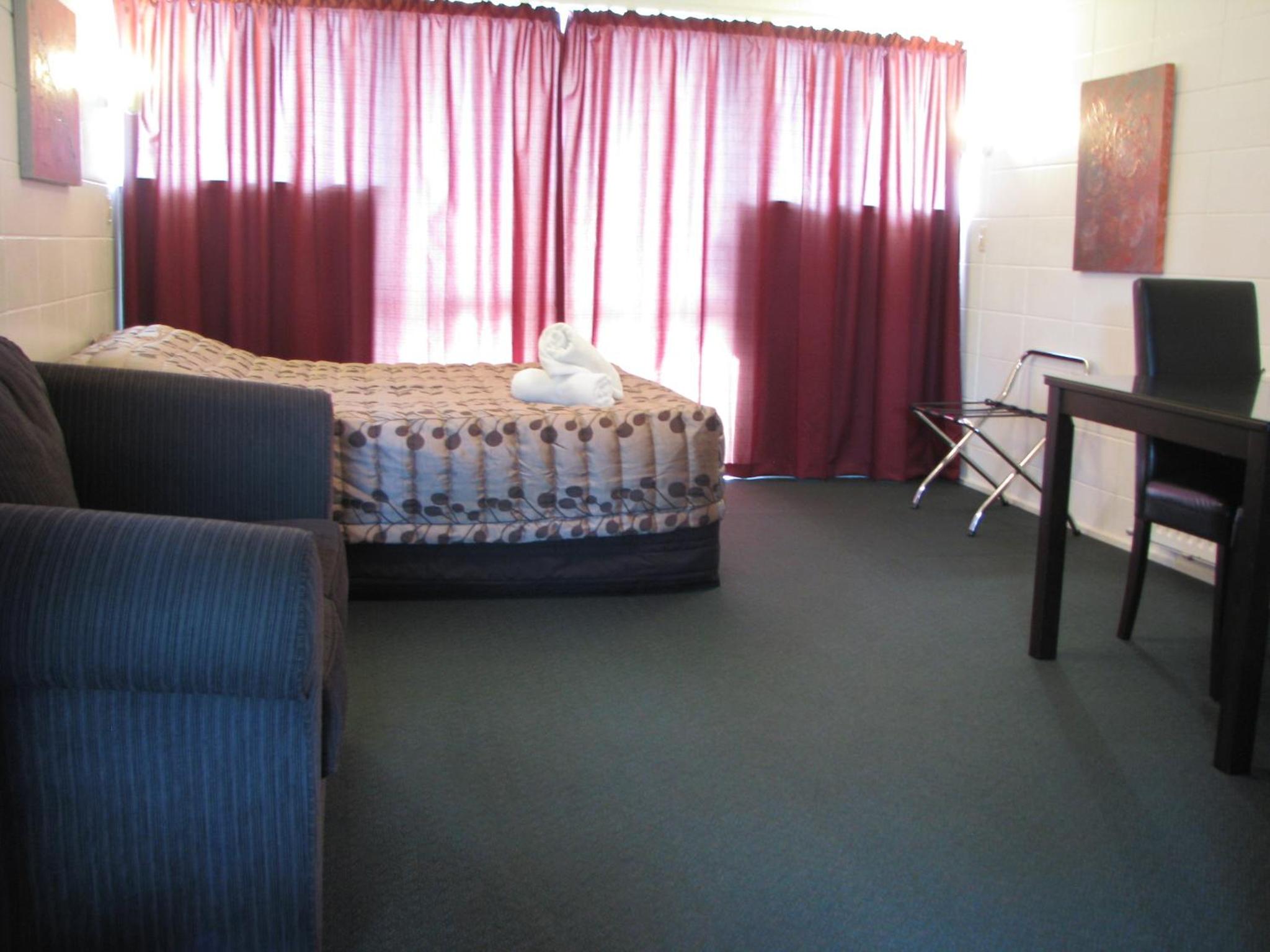 Queen Studio - Photo 9