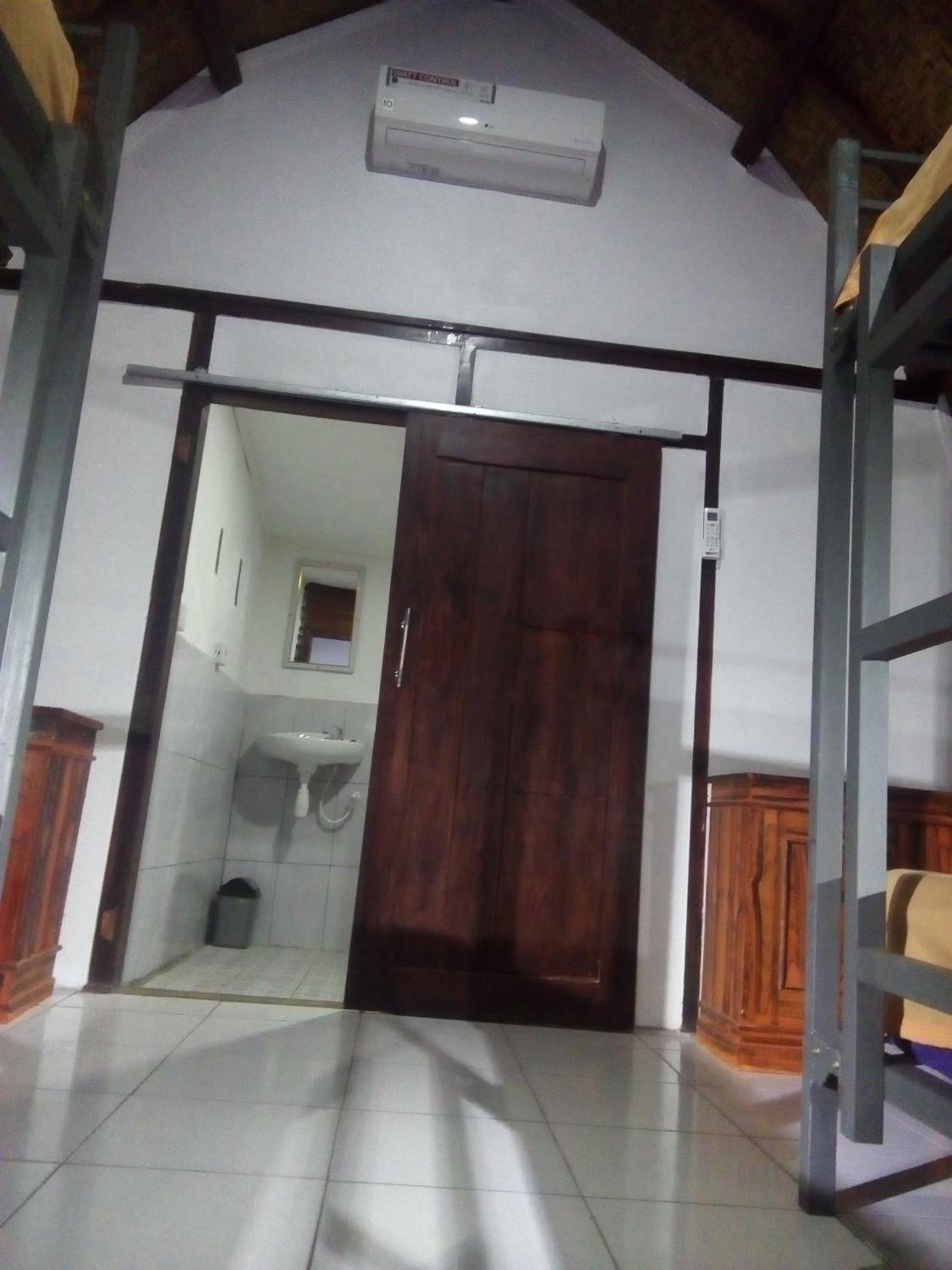 Bunk Bed In Mixed Dormitory Room photo 1