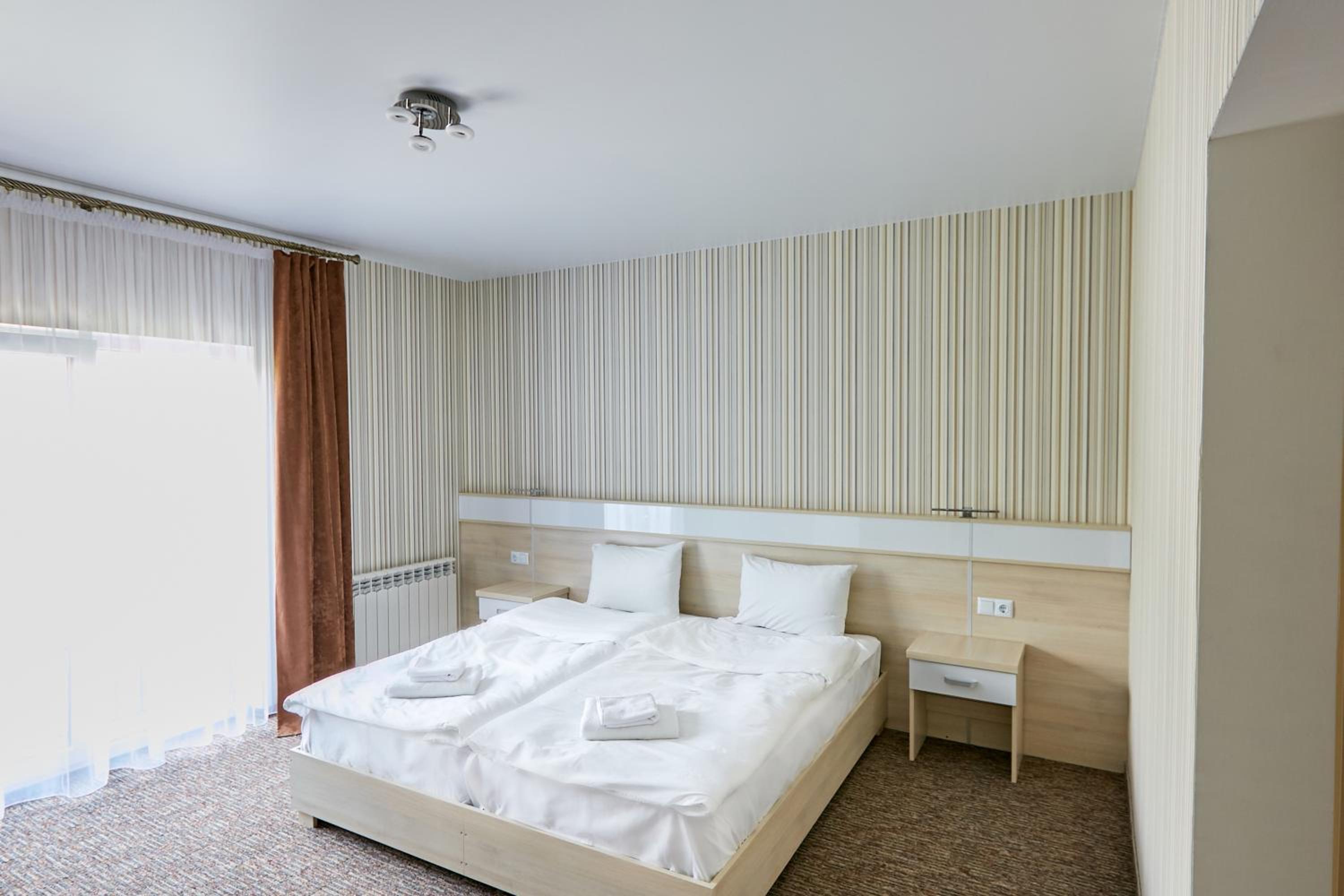Deluxe Double or Twin Room with Balcony photo 2