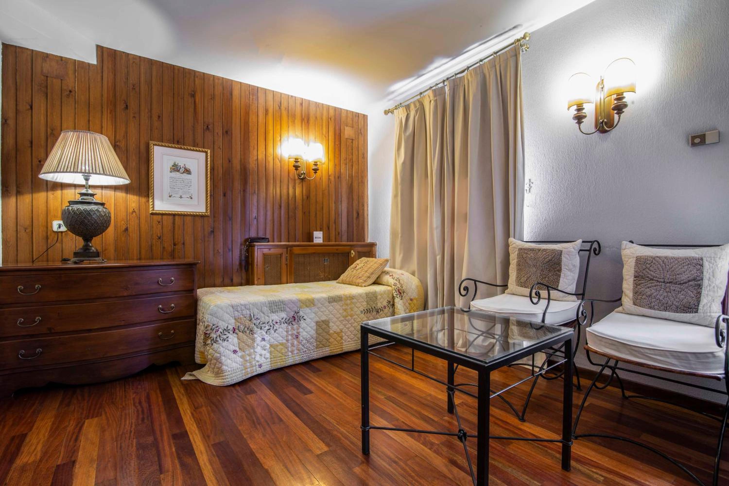 Quadruple Room photo 2