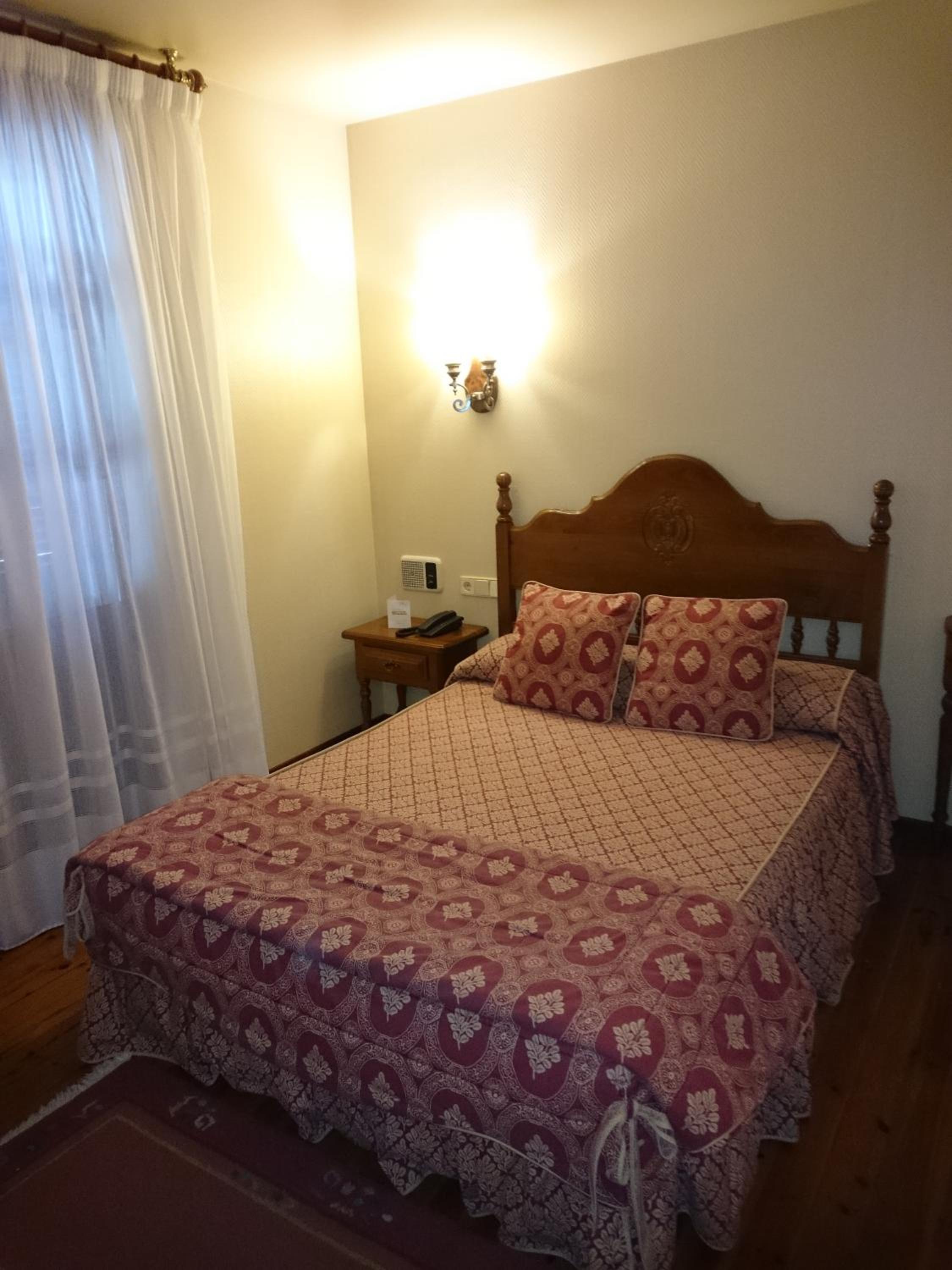 Single Room photo 3