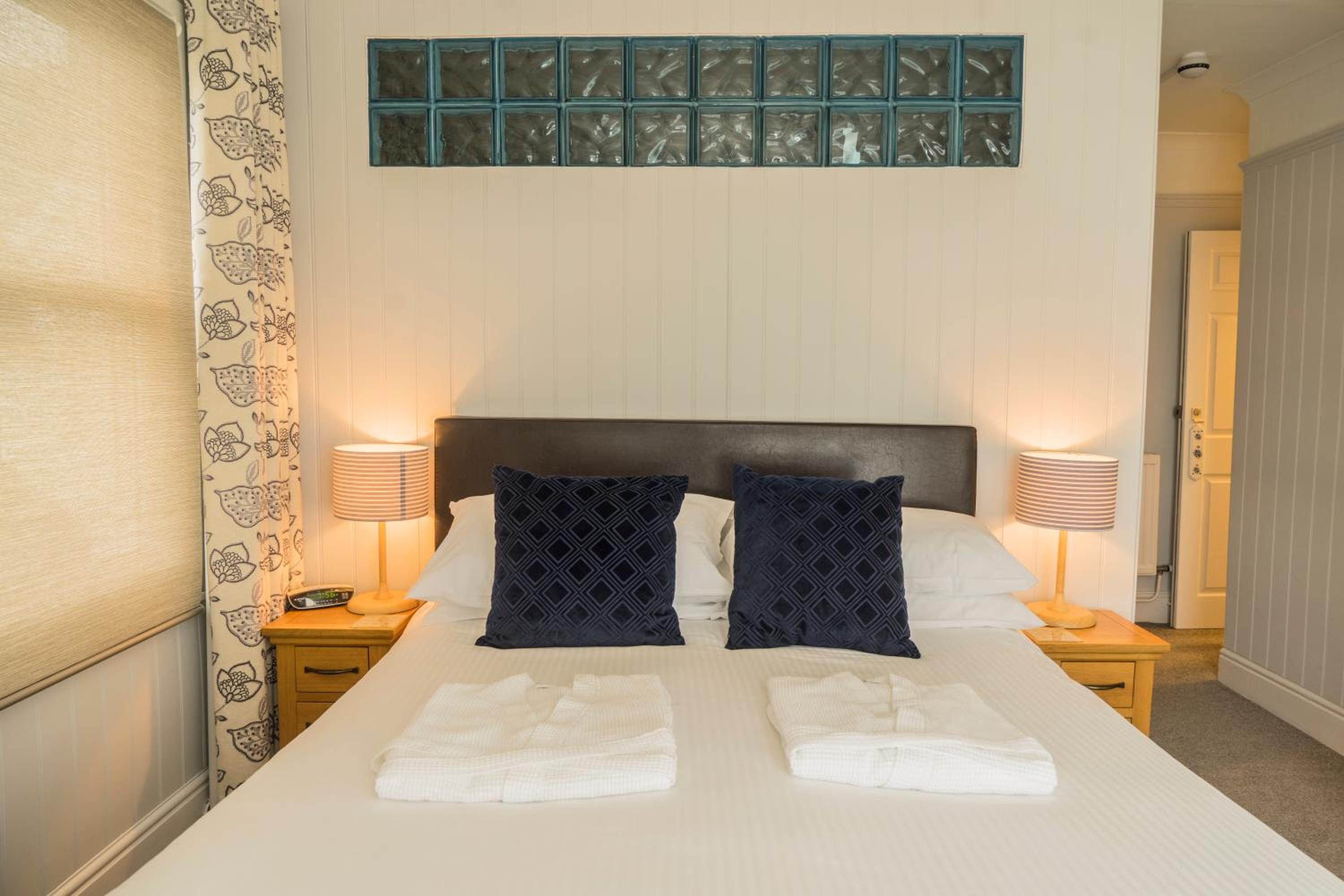 King Suite with Sea View
