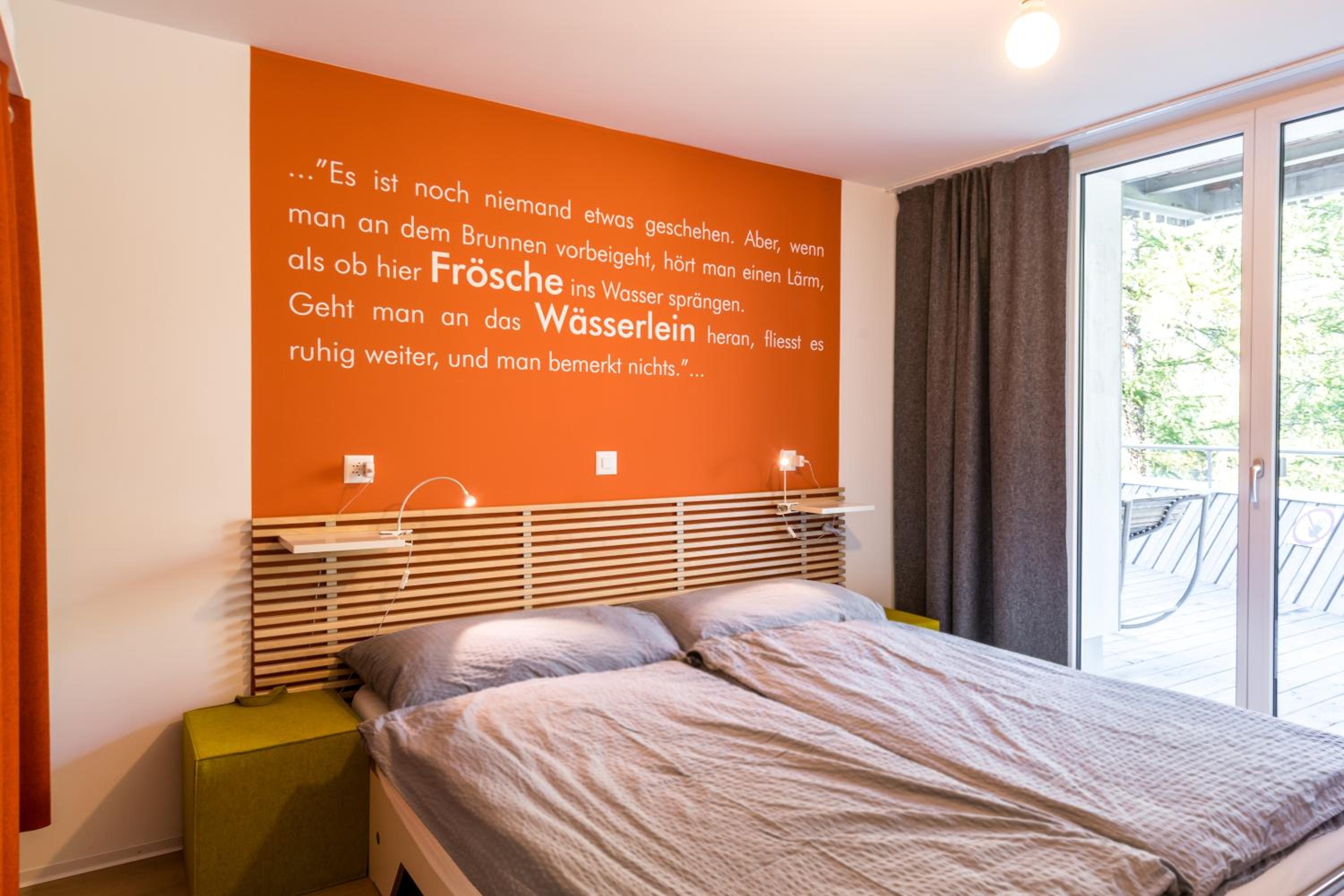 Apartment with Matterhorn view and terrace: 217 ft²/710 ft²