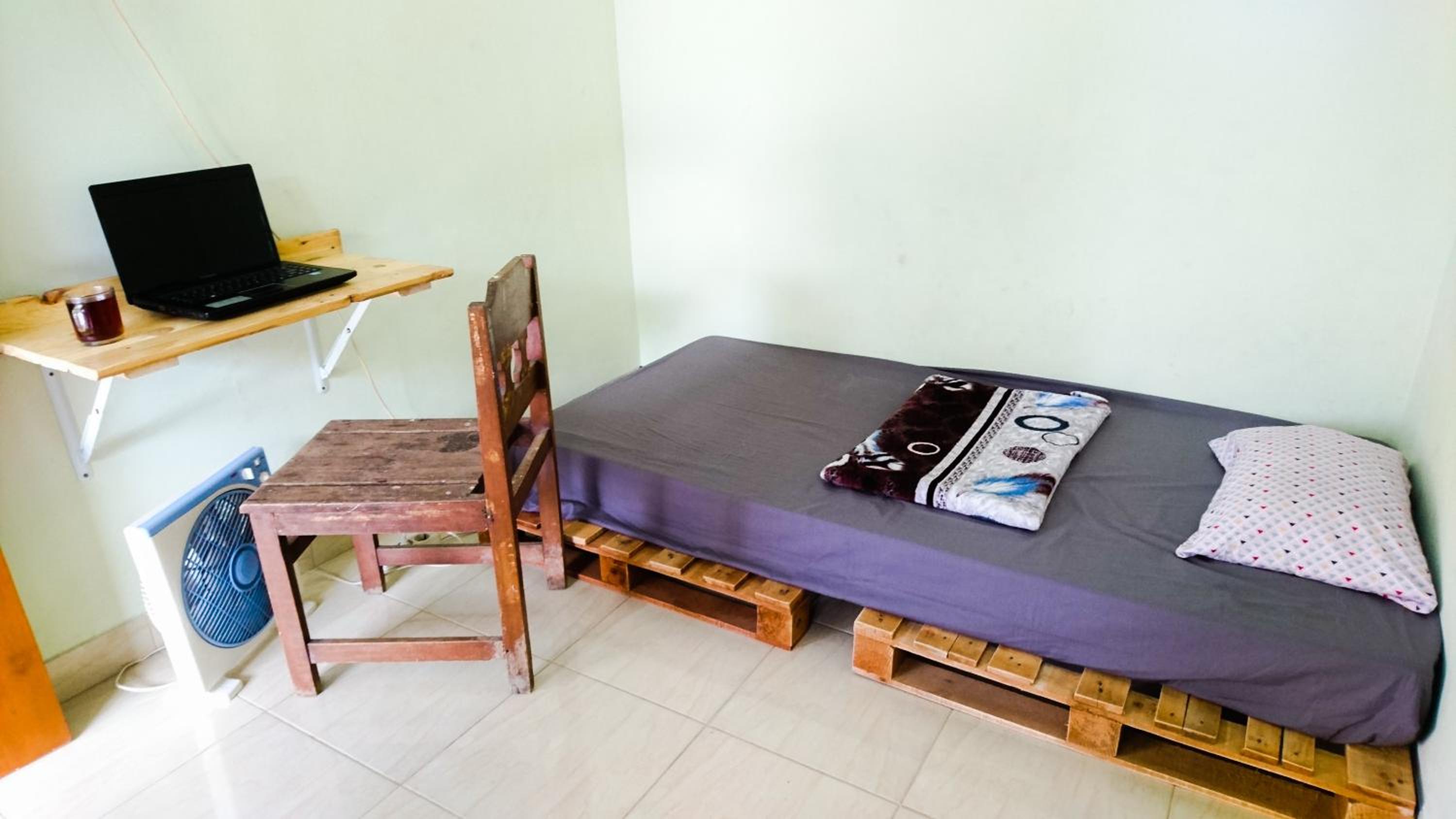 Budget Double Room - Photo 1