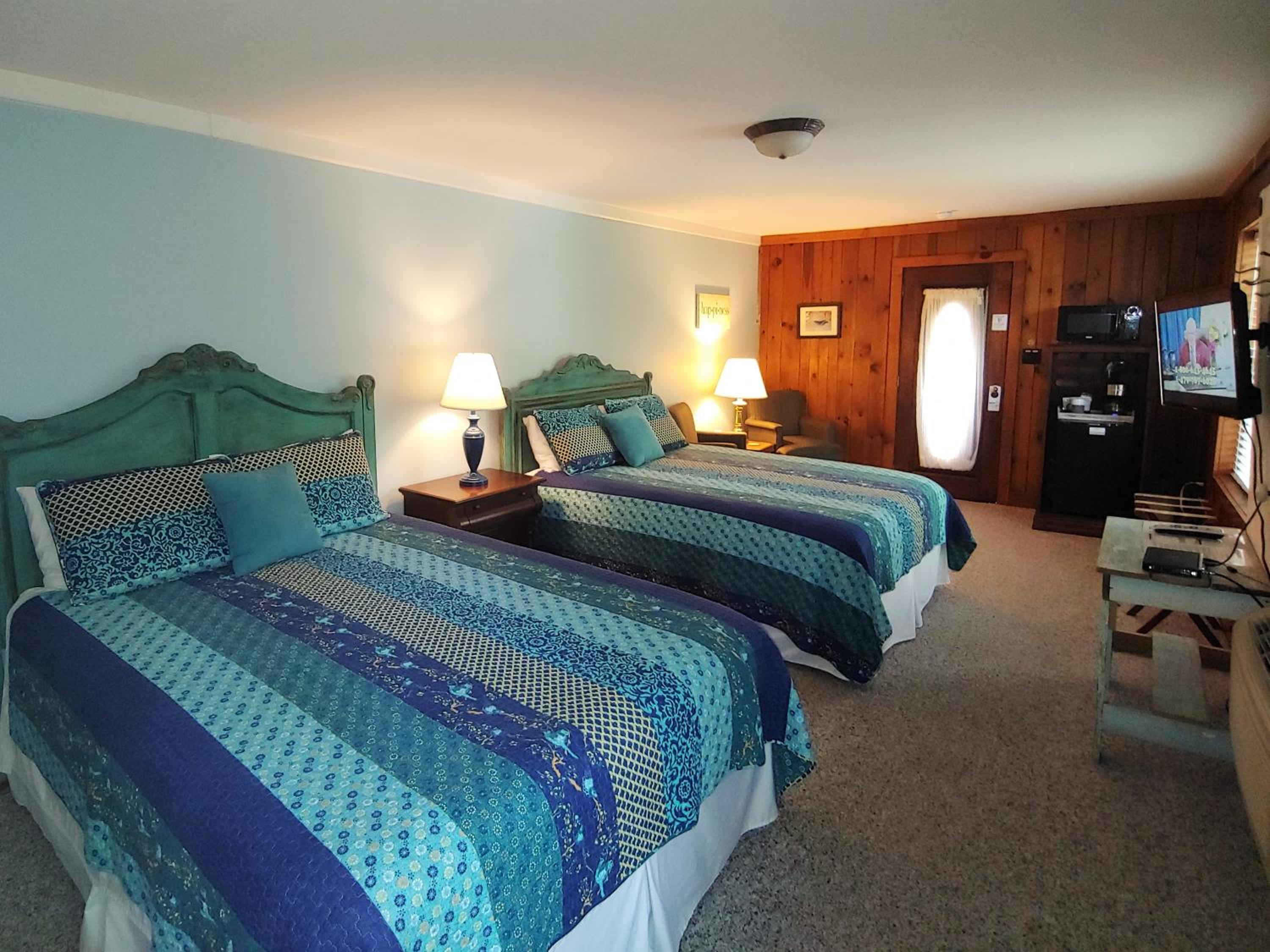 Queen Room With Two Queen Beds And Balcony