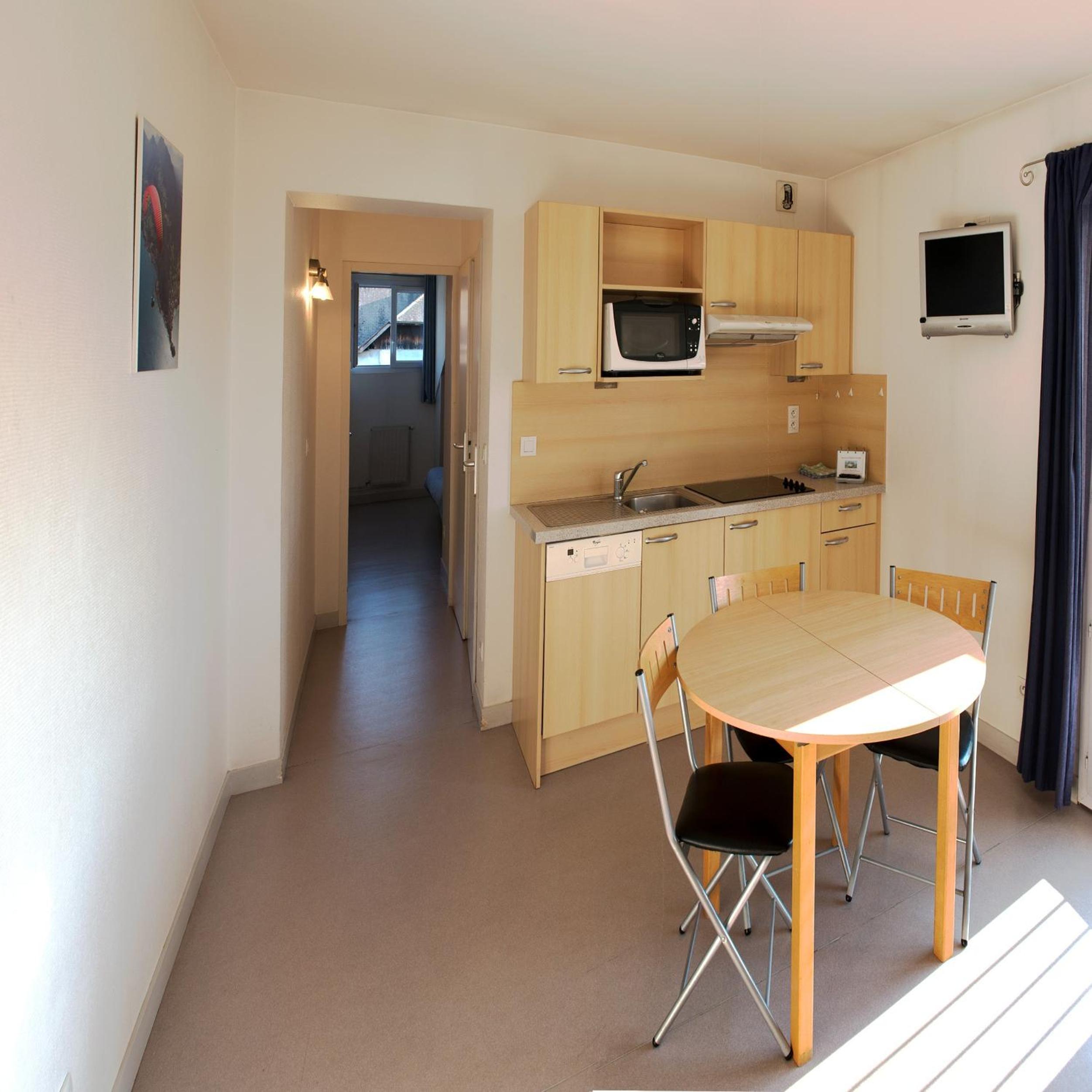 Apartment (4 People)