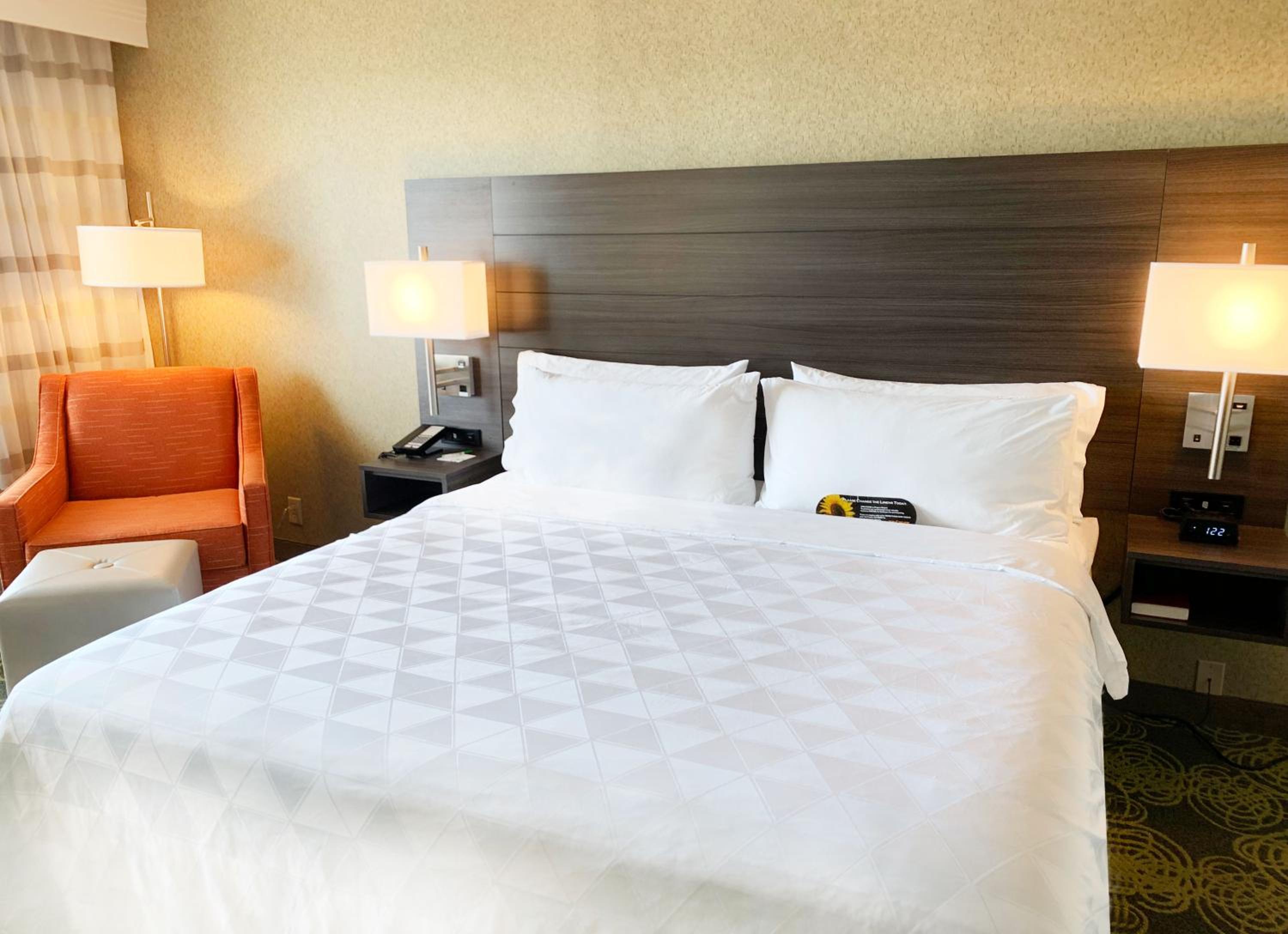 Superior King Room - Photo 16