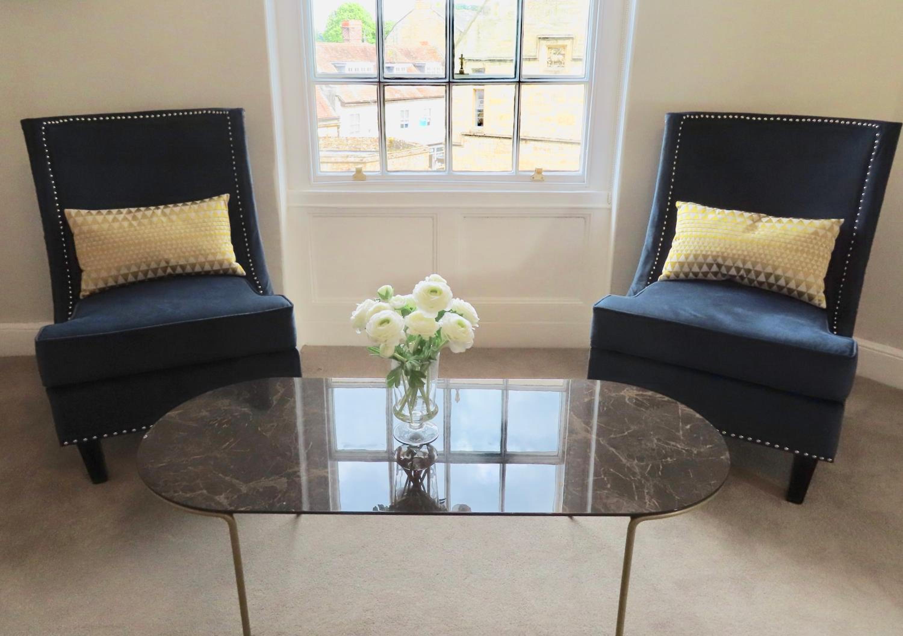 Deluxe Family Suite - Photo 5