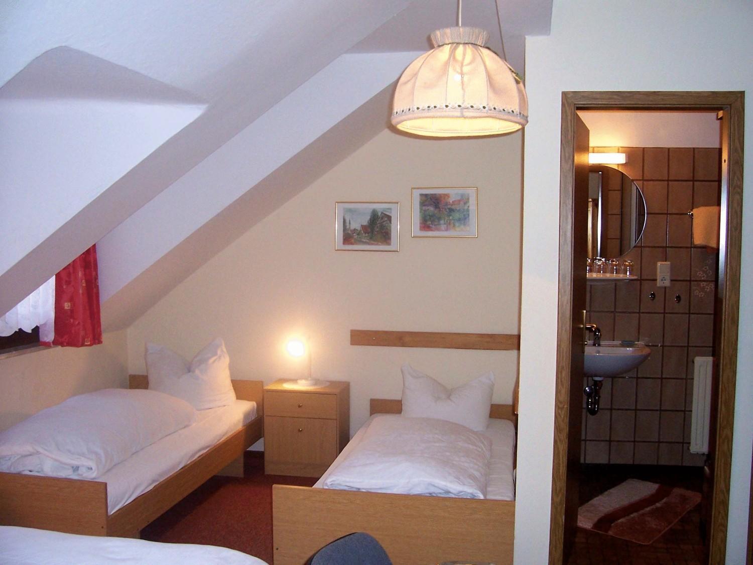 Quadruple Room with Bathroom photo 2