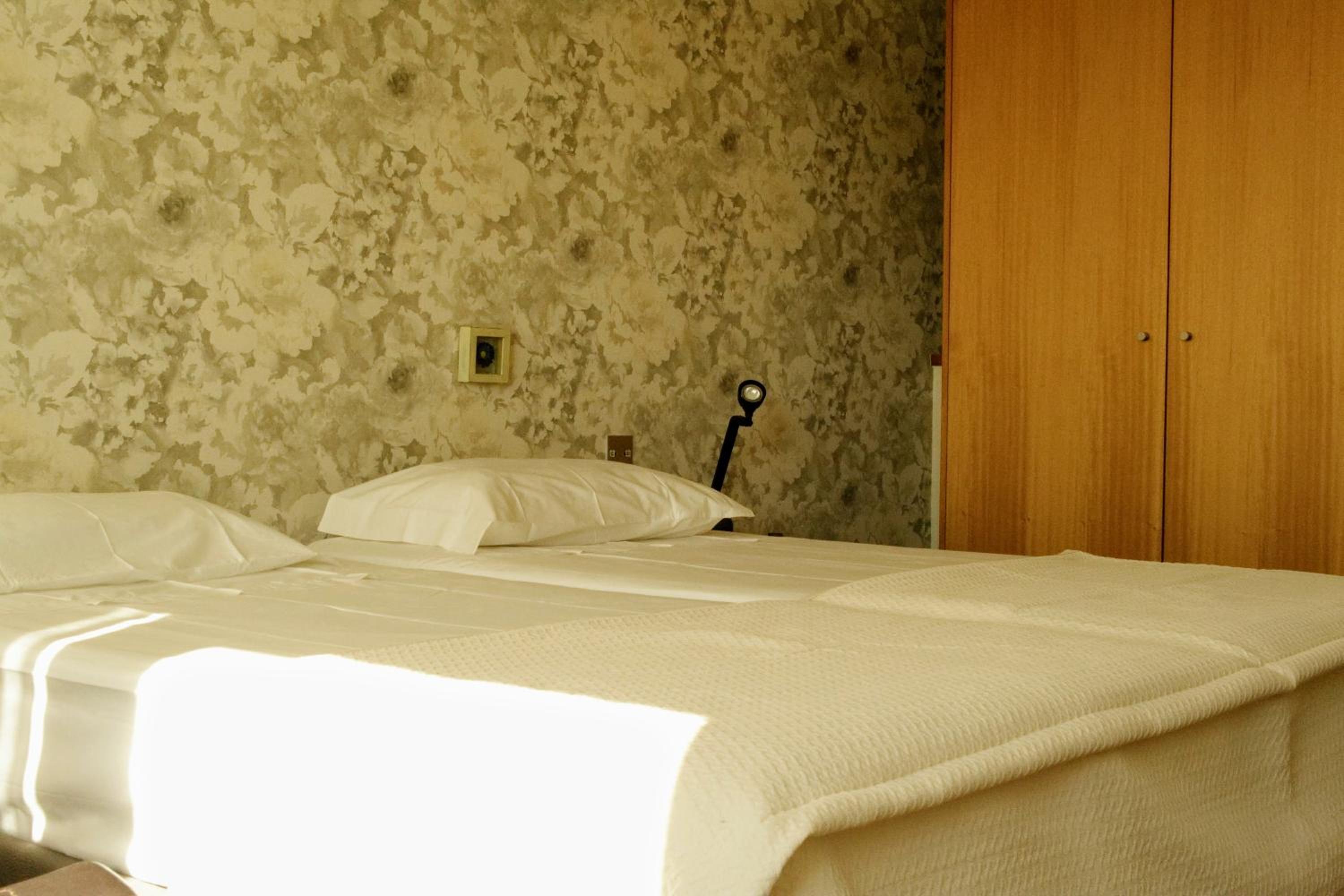 Deluxe Double Room With Shower photo 1
