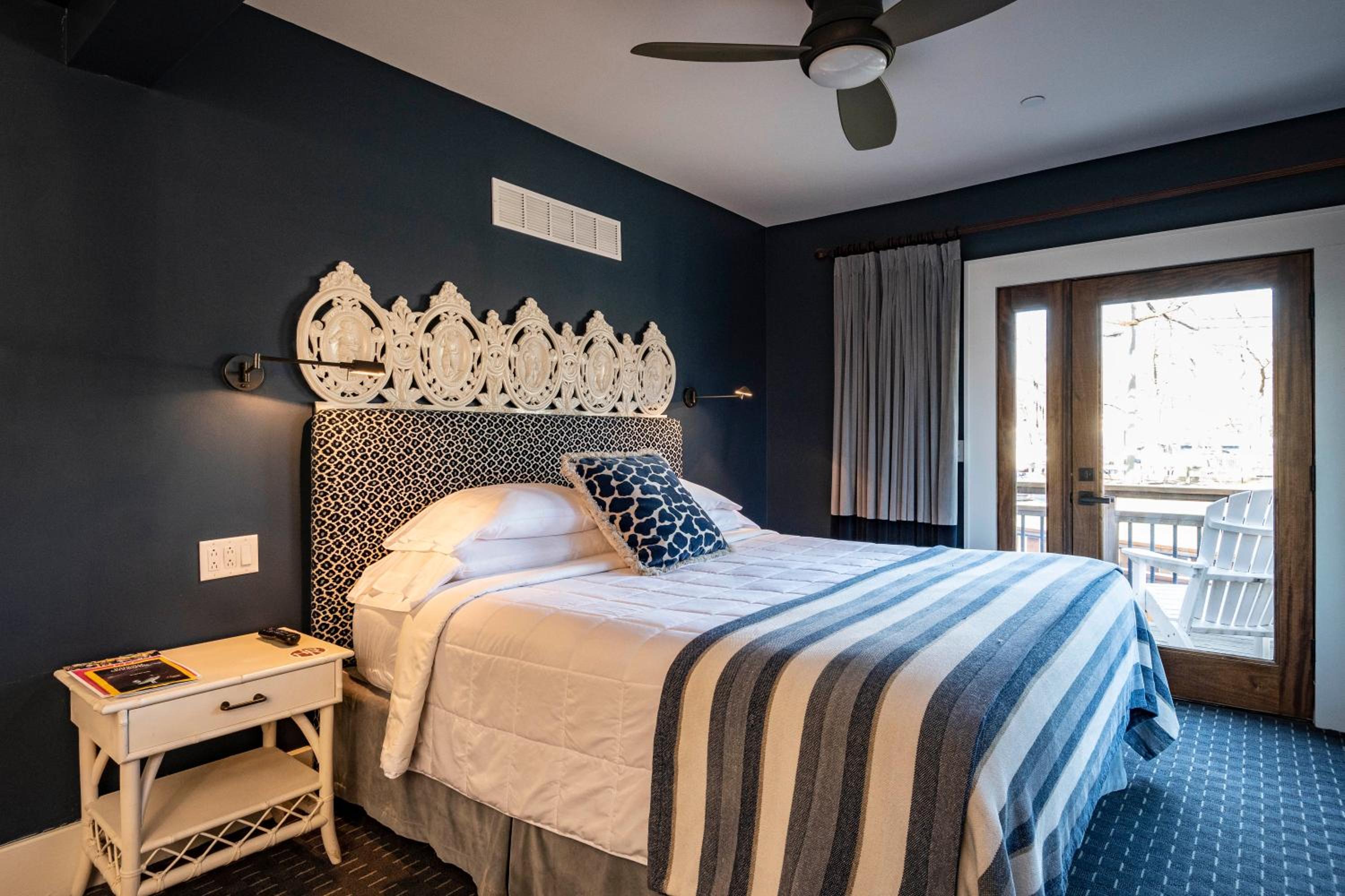 King Room with Balcony