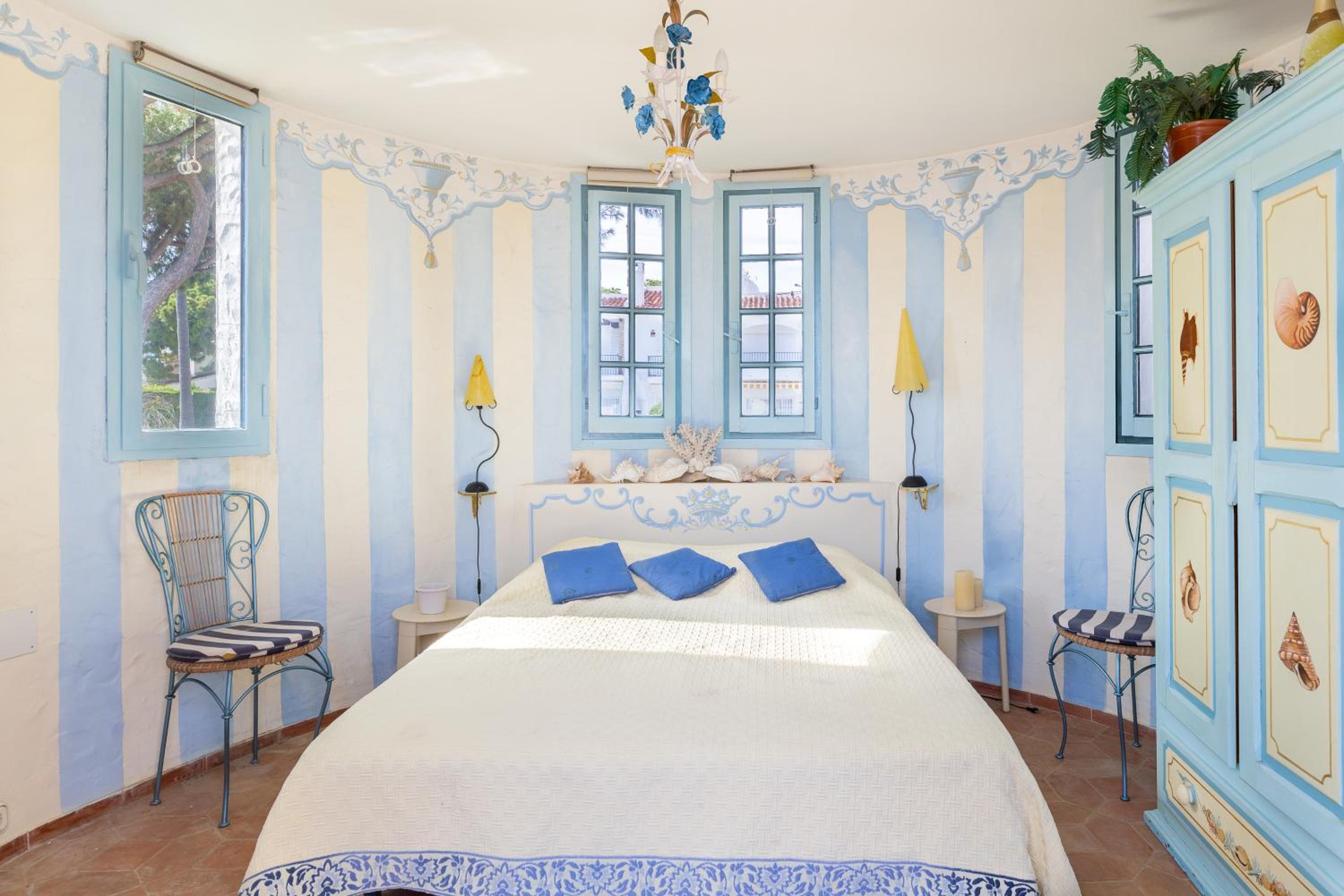 Villa de cinco habitaciones